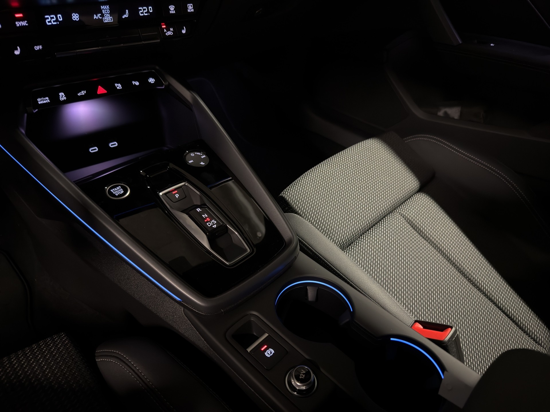 AUDI A3 Allstreet 40 TFSI e Attraction S-tronic-image-21