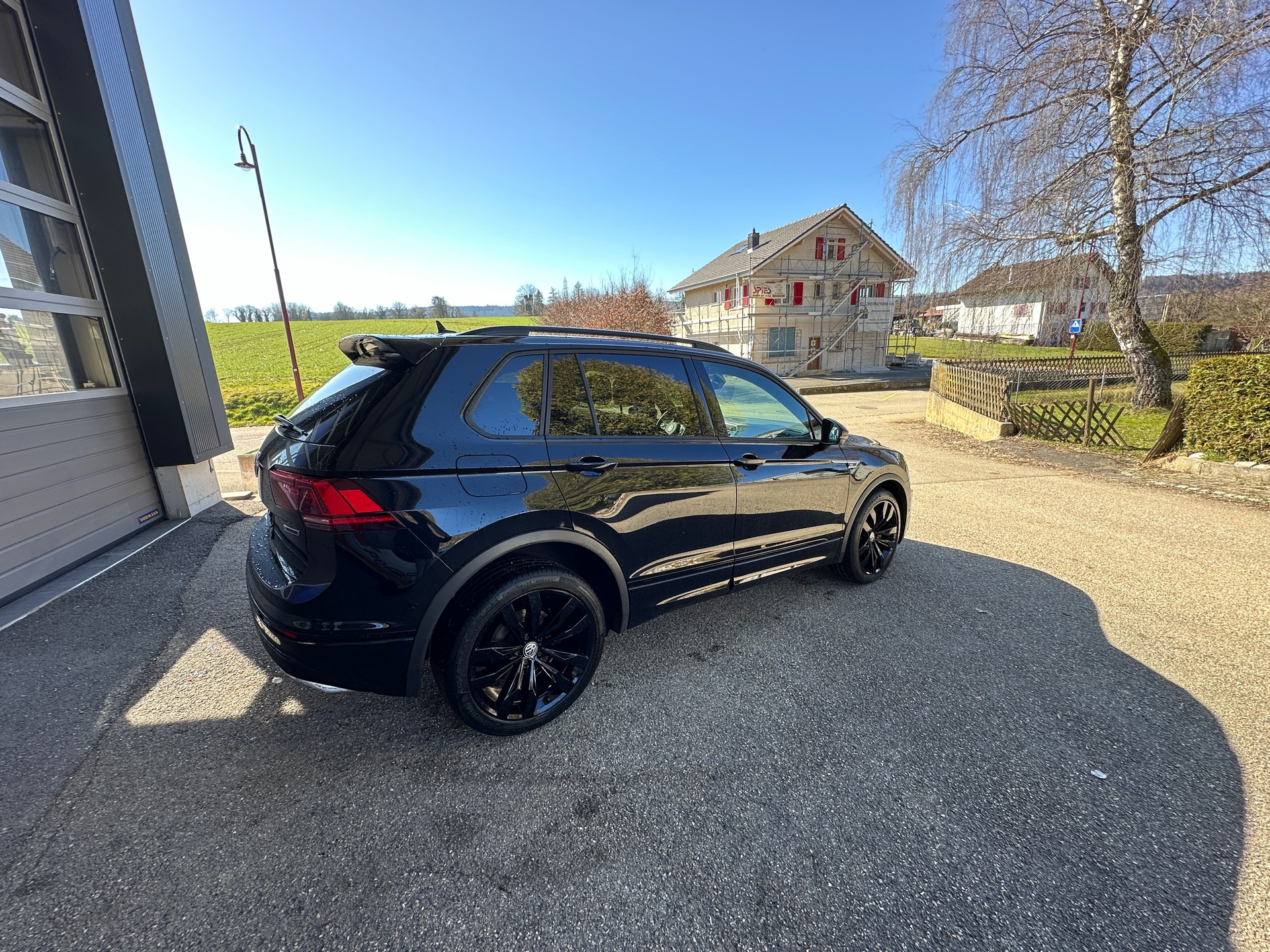 VW Tiguan 2.0TSI Highline 4Motion DSG RLine VENDUE/VERKAUFT-image-4
