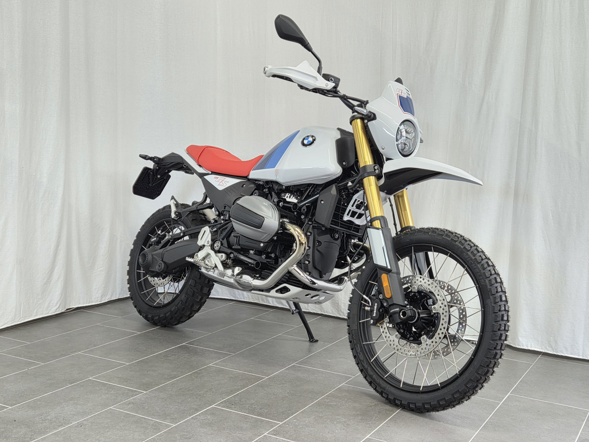 BMW R 12 G/S Boxer Bonus CHF 1'500 für Verträge bis 30.09.26-showroom-element-1