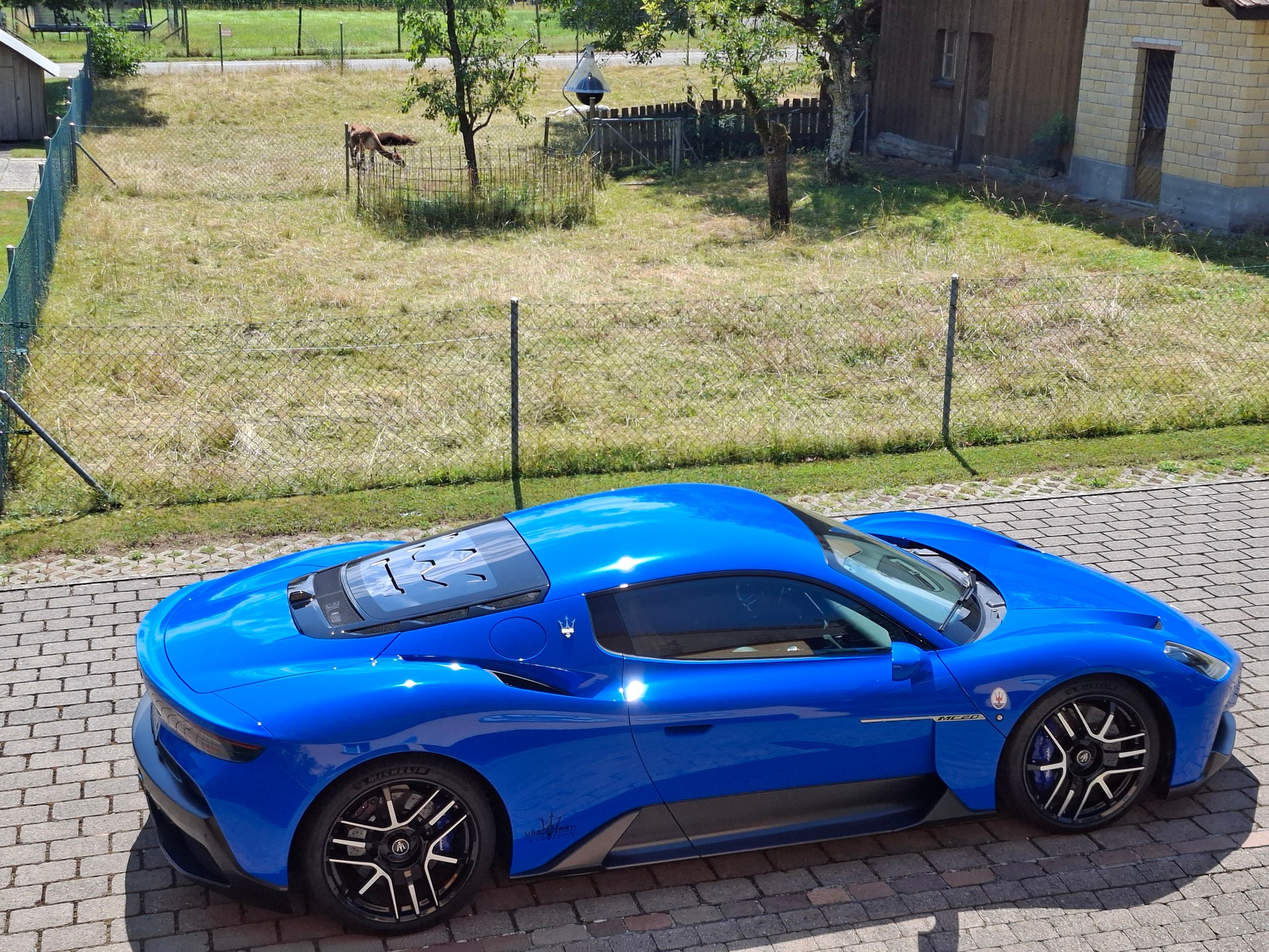 MASERATI MC 20