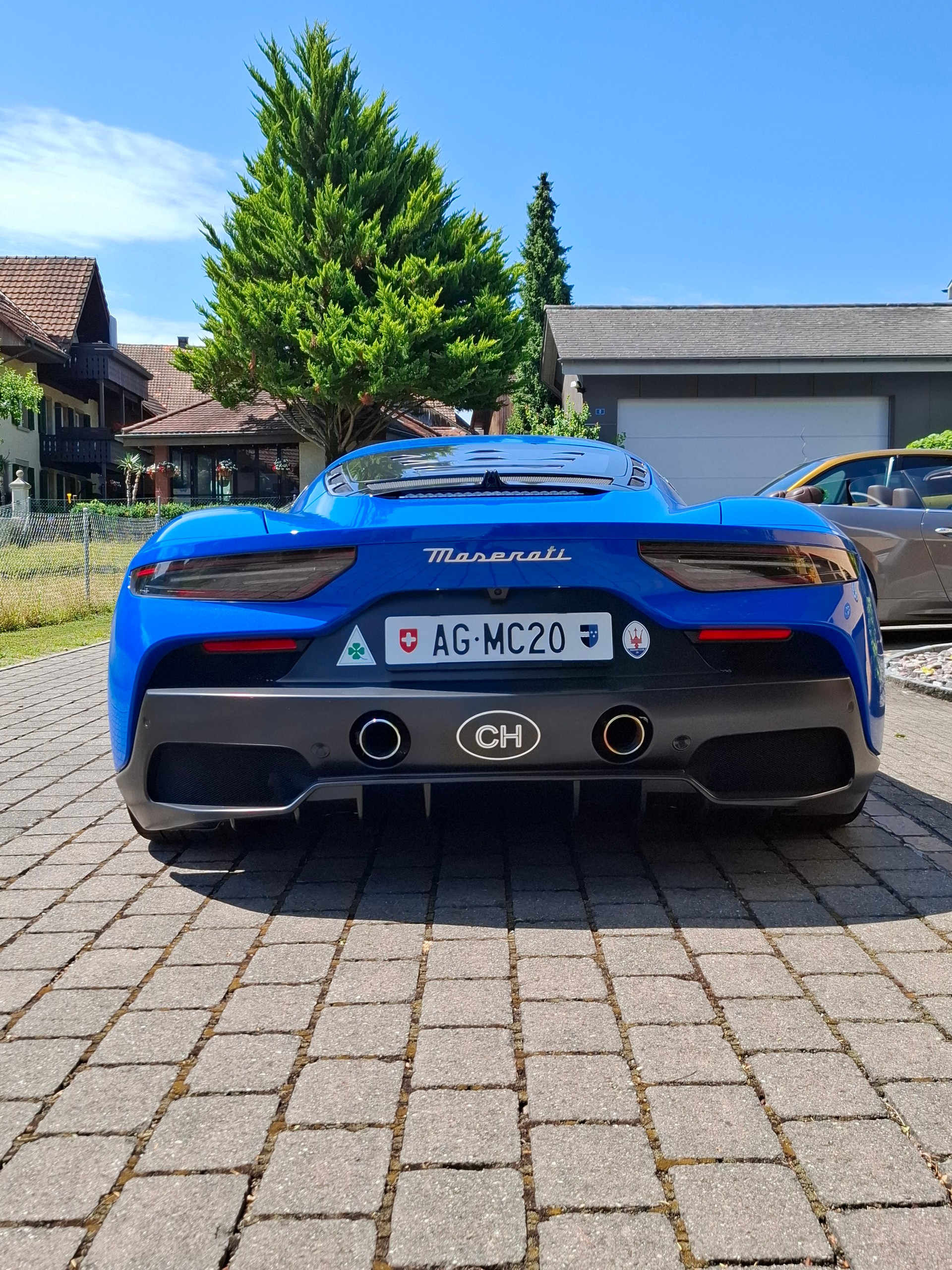 MASERATI MC 20-image-9