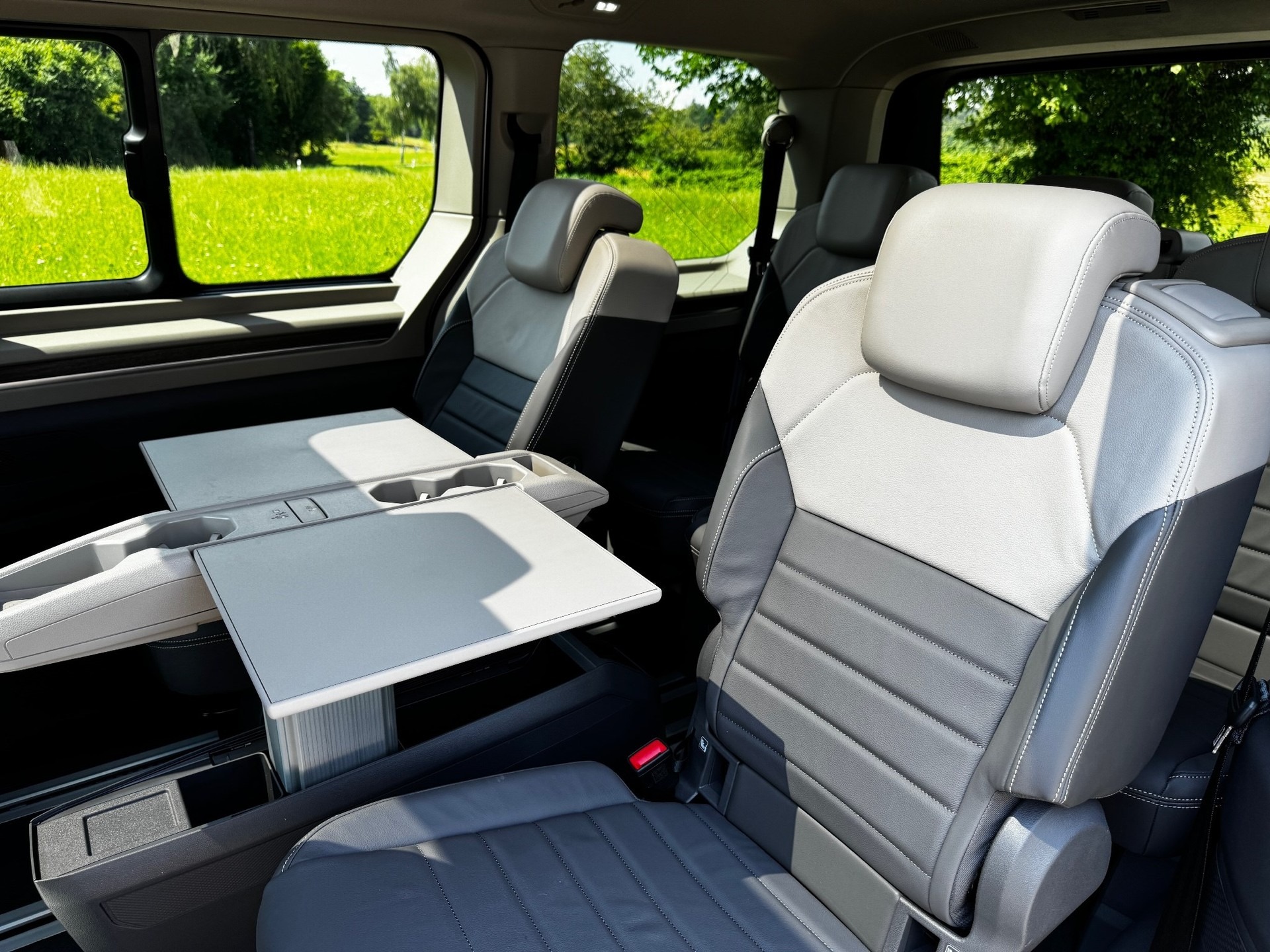 VW Multivan 2.0 TDI Style Liberty DSG-image-3