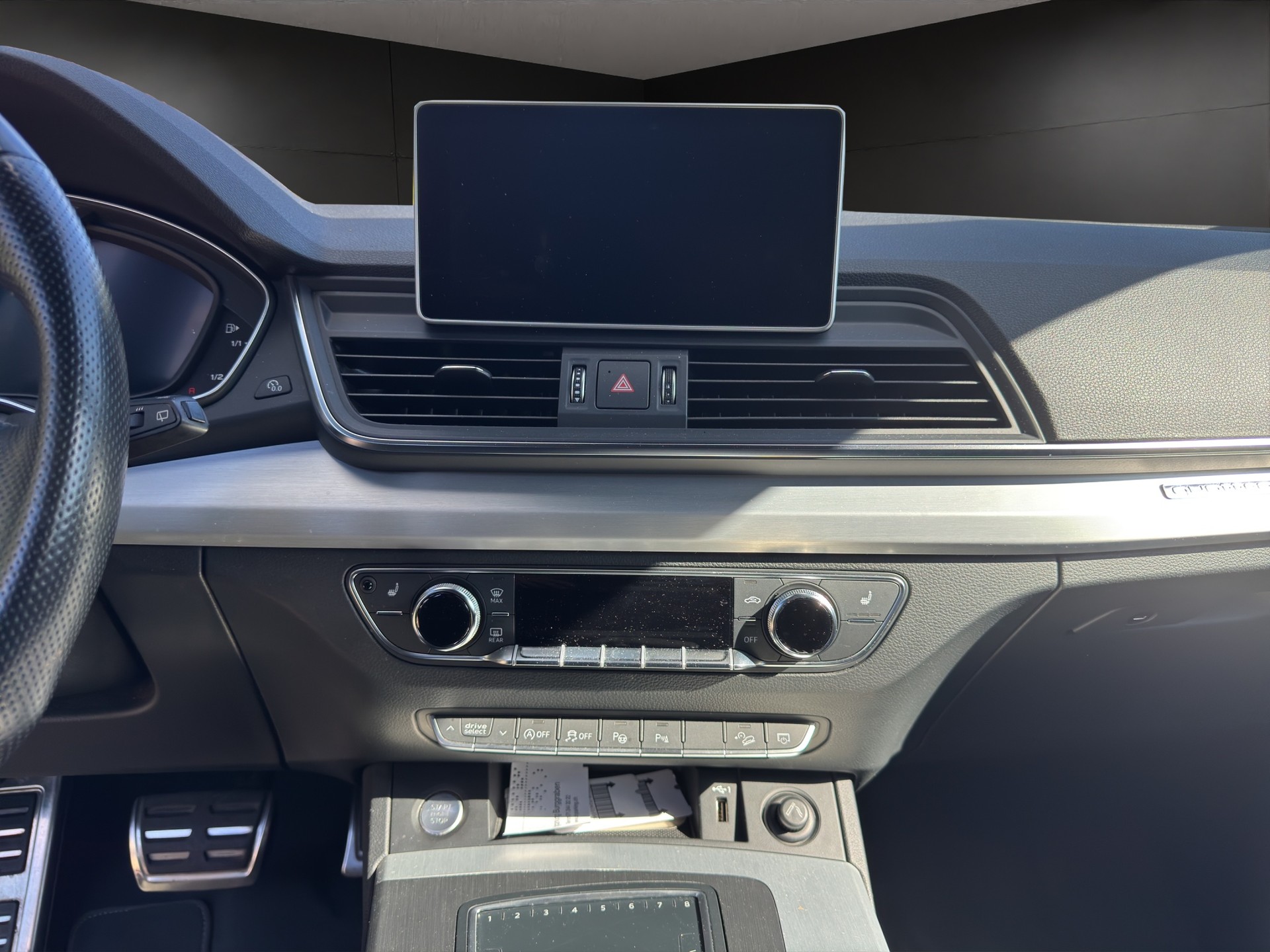 AUDI Q5 45 TFSI sport quattro S-tronic-image-12