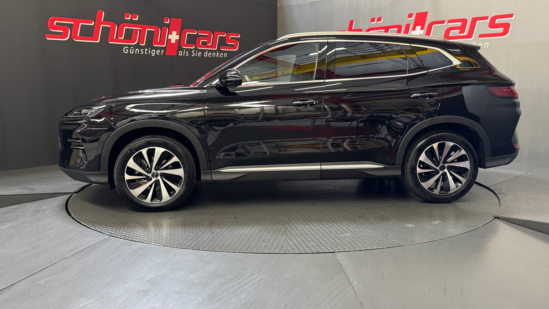 BYD Seal U Design Elektro 87kwh-image-2