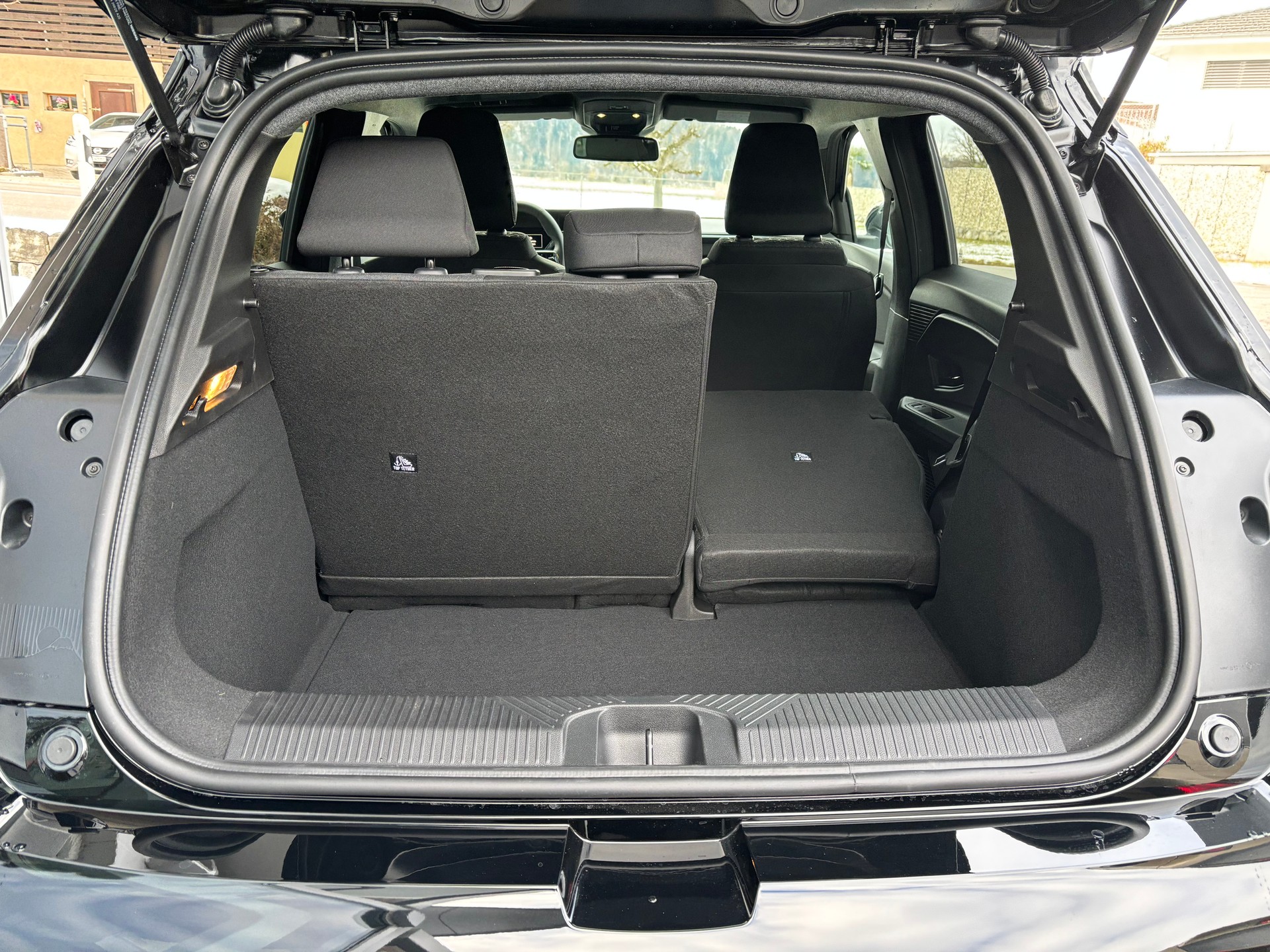 NISSAN Micra 52kWh Advance-image-5