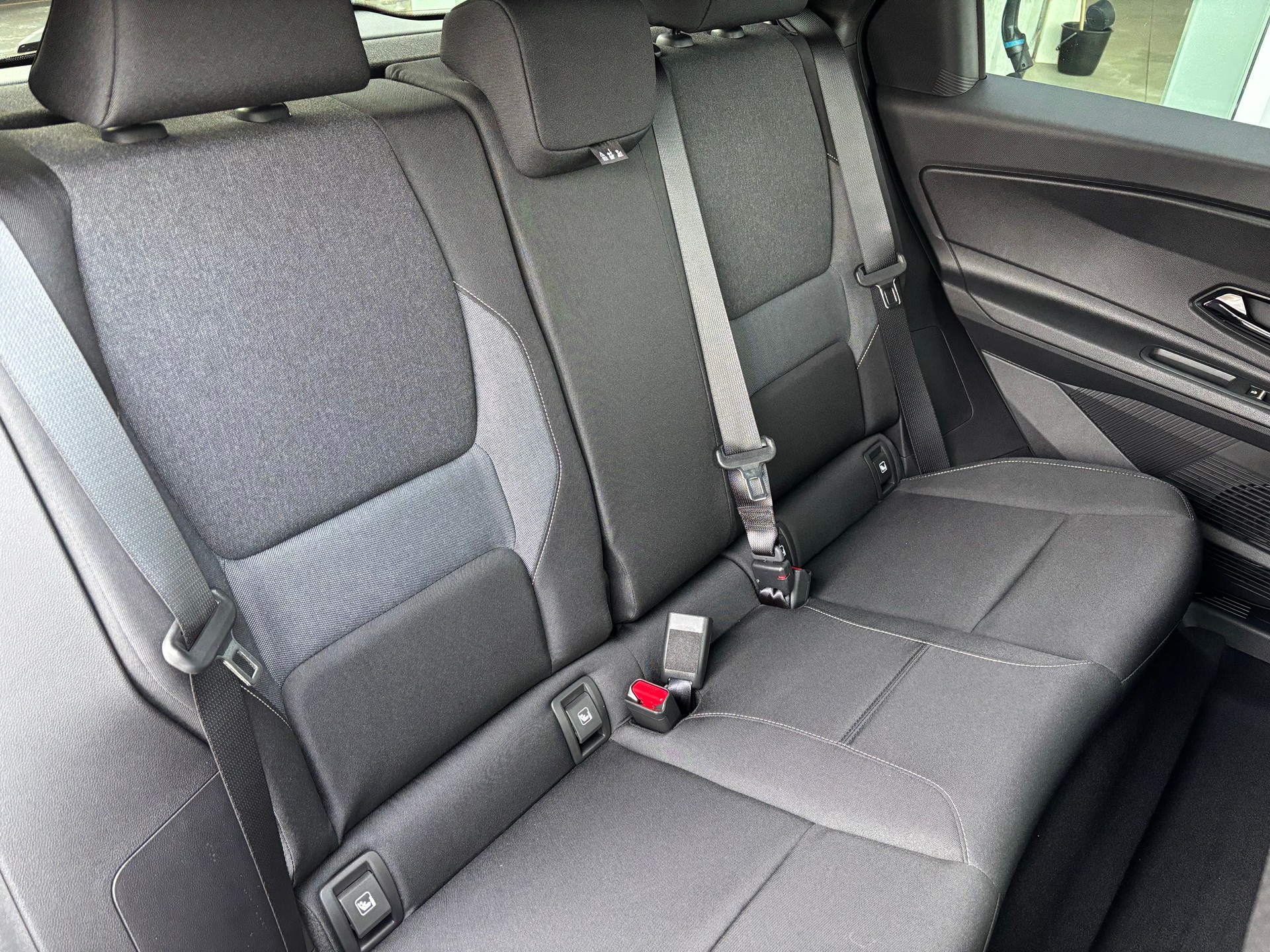 NISSAN Micra 52kWh Advance-image-6