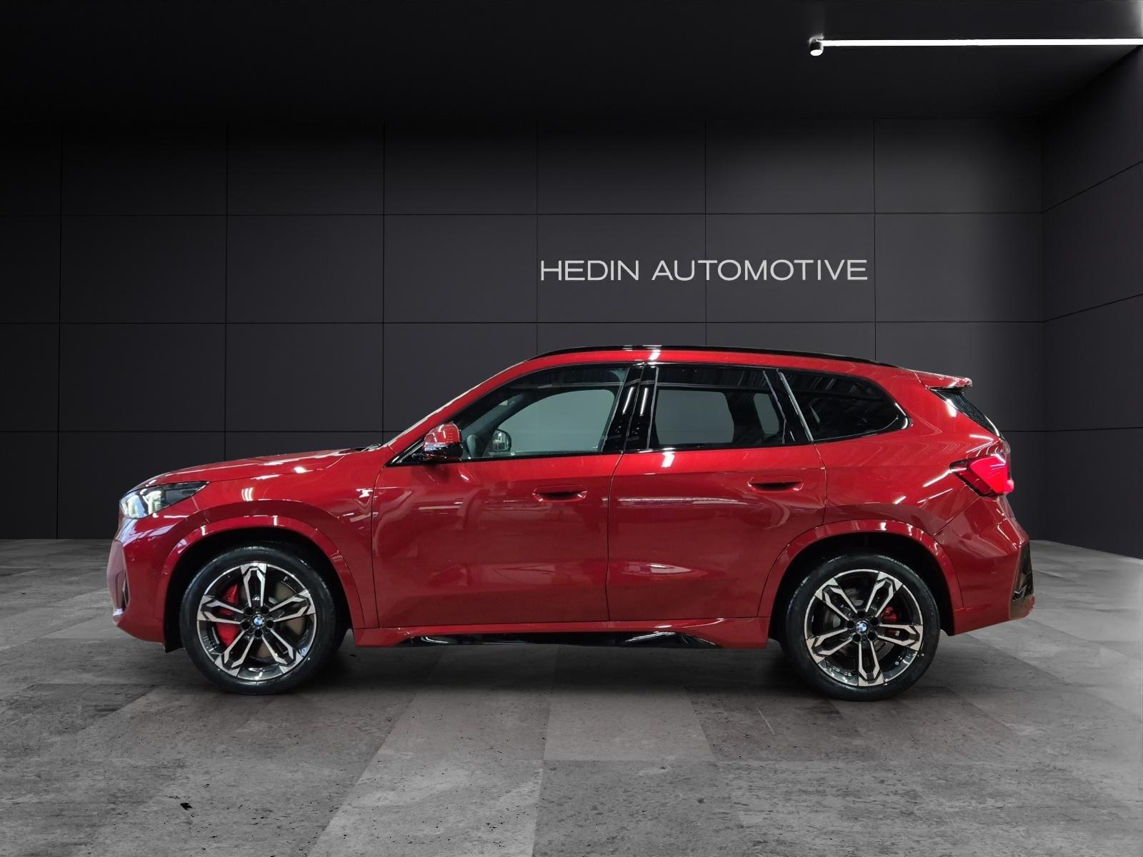 BMW X1 23i xDrive paddles-showroom-element-2