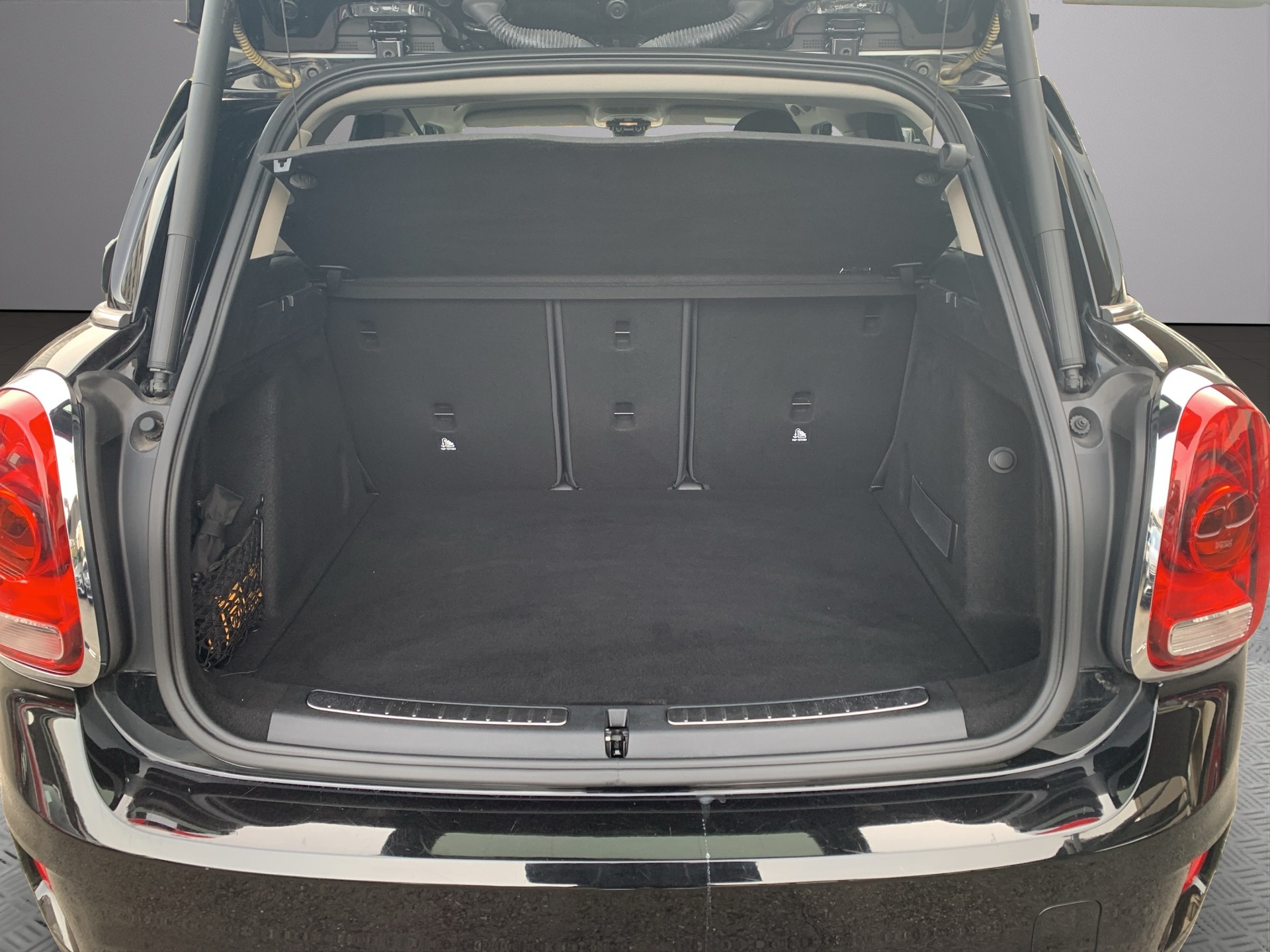 MINI Countryman Cooper FWD Steptronic DKG-image-17