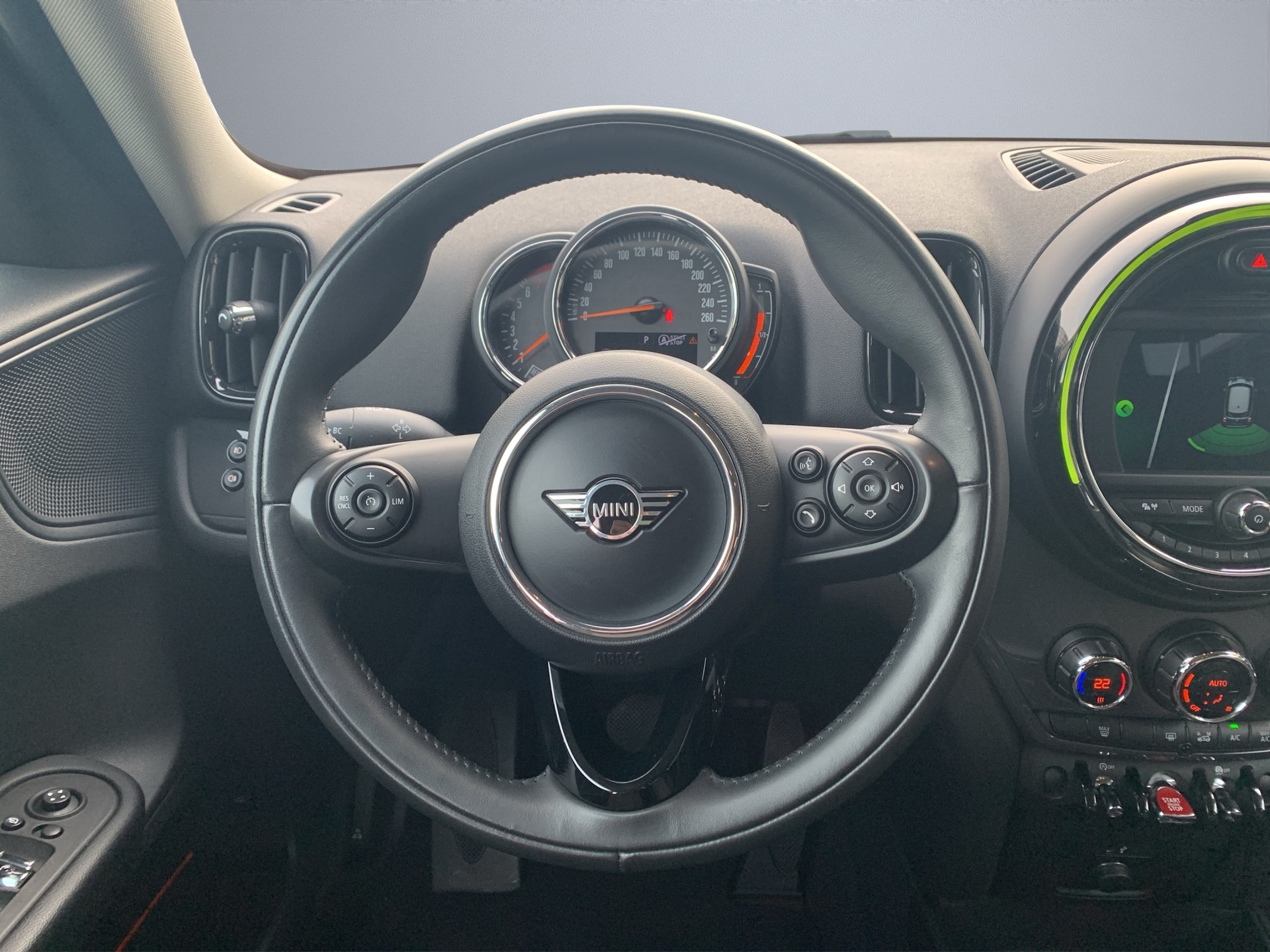 MINI Countryman Cooper FWD Steptronic DKG-image-12