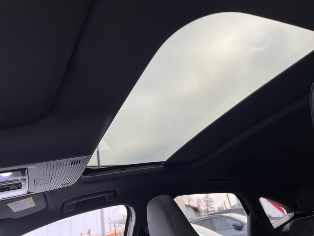 AUDI Q3 Sportback e-hybrid 200 kW S tronig-image-23