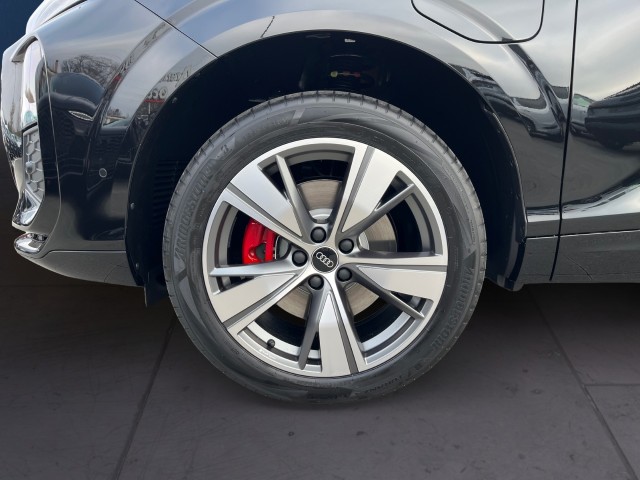 AUDI Q3 Sportback e-hybrid 200 kW S tronig-image-10