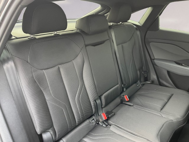 AUDI Q3 Sportback e-hybrid 200 kW S tronig-image-19