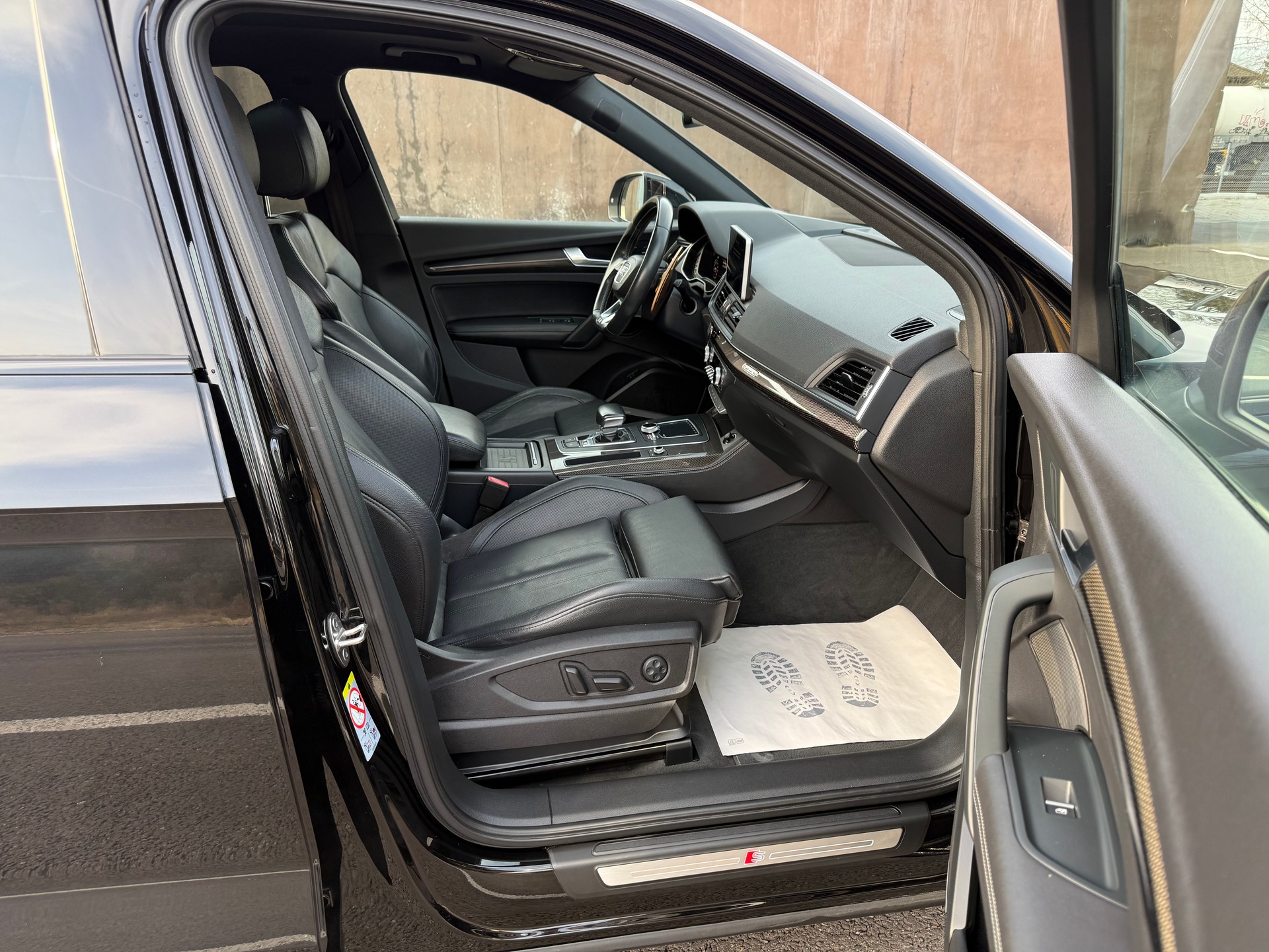 AUDI SQ5 3.0 TFSI quattro S-tronic-image-14