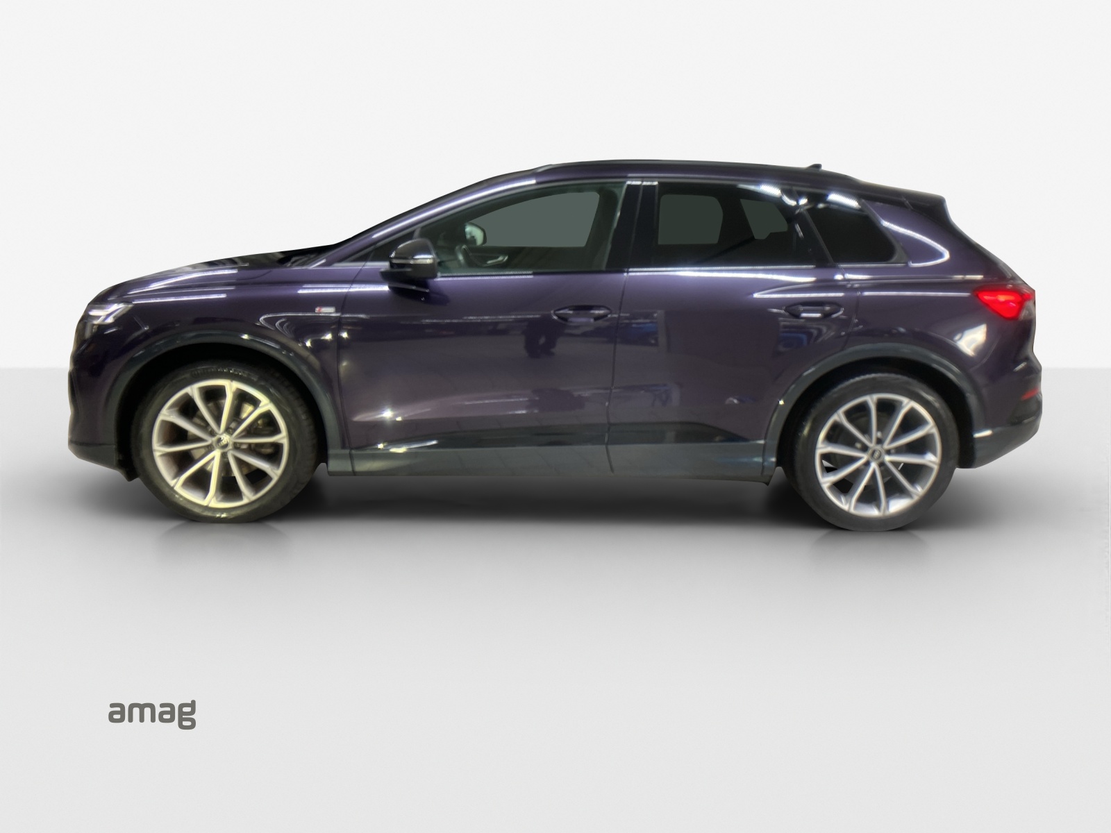 AUDI Q4 e-tron 35-image-1