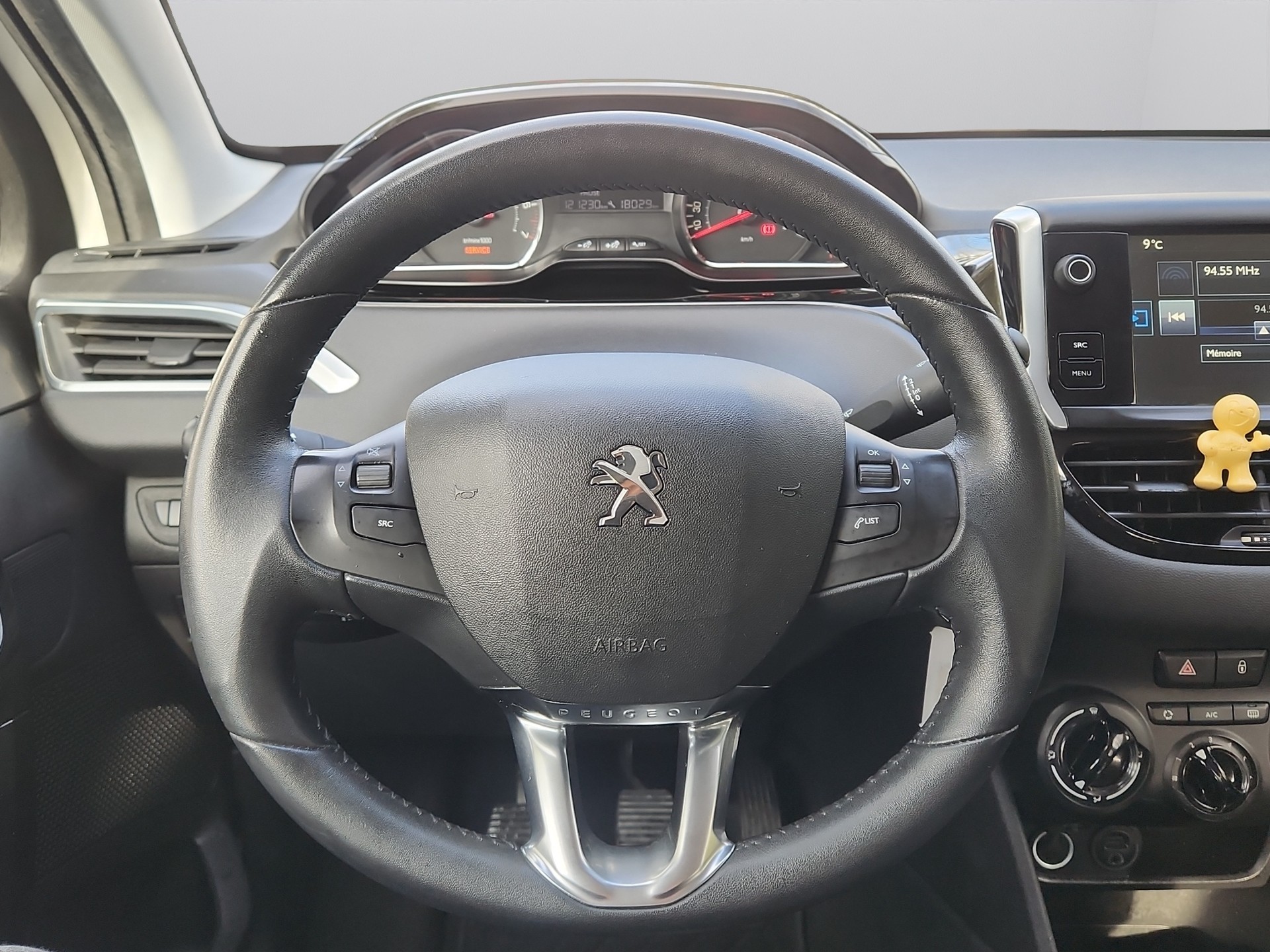 PEUGEOT 208 1.2 VTI Access-image-11