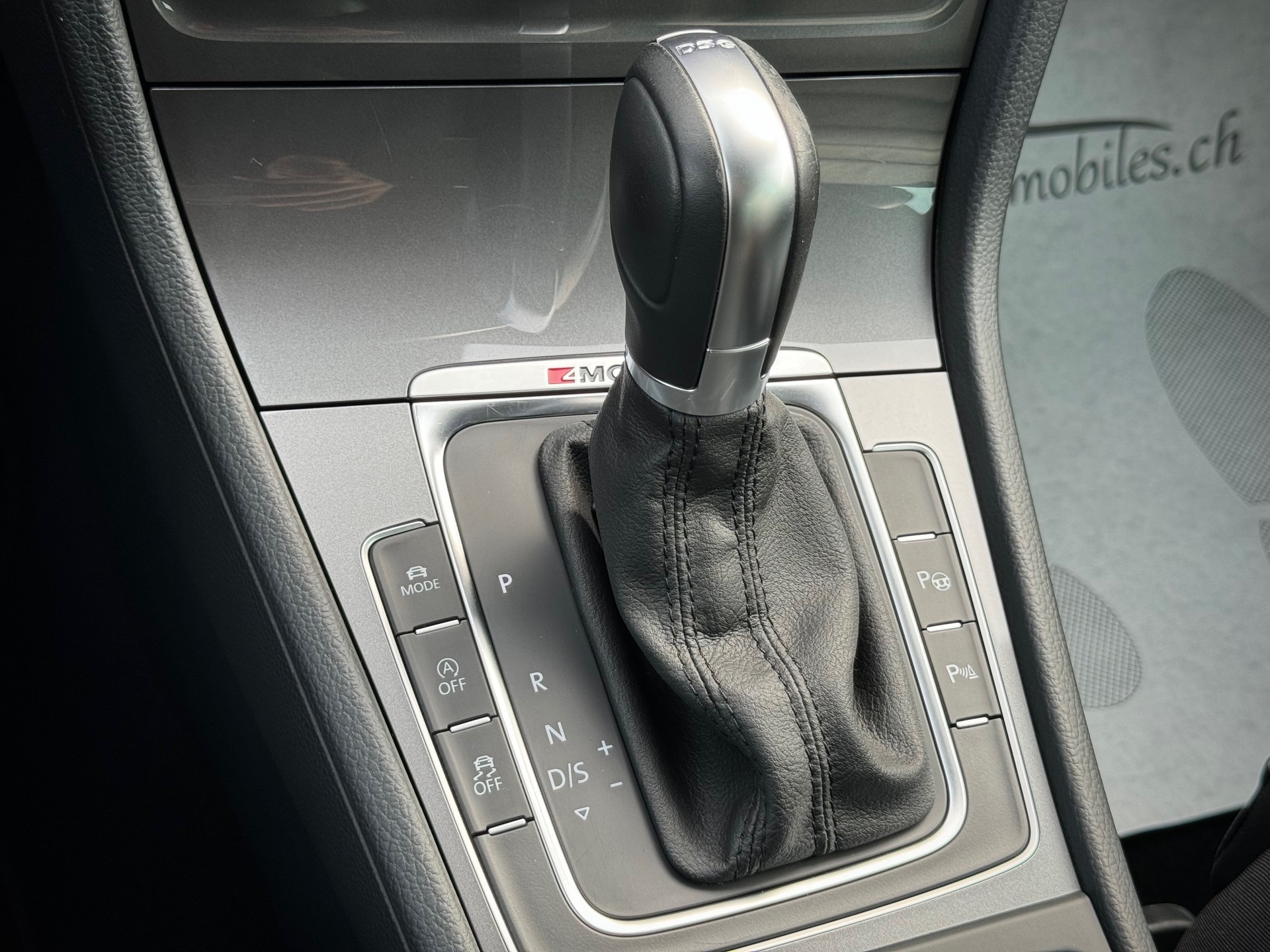 VW Golf 2.0 TDI Alltrack 4Motion - Véhicule Suisse (CH)-image-12