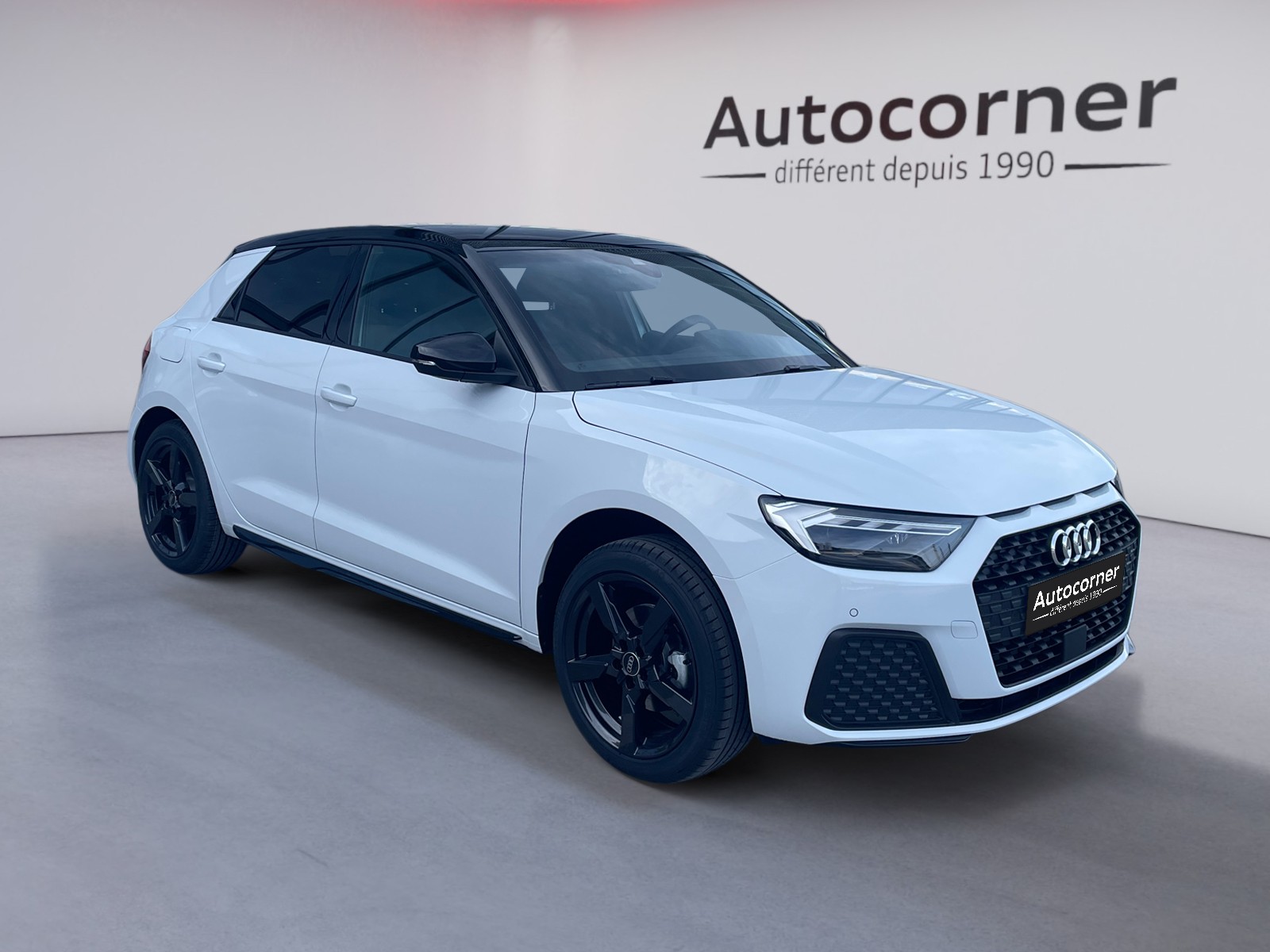 AUDI A1 Sportback 30 TFSI Attraction S-tronic-image-0
