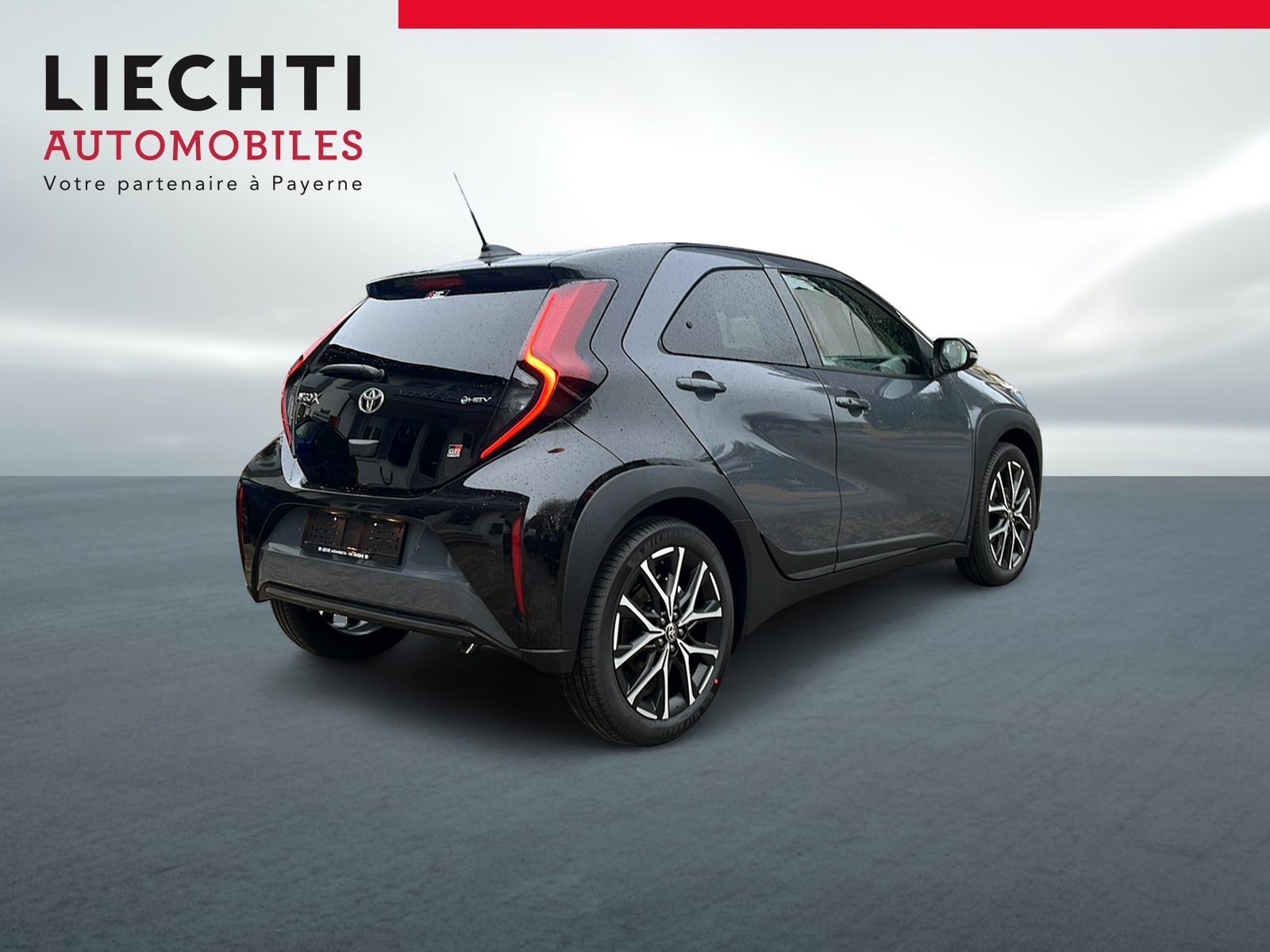 TOYOTA Aygo X 1.5 GR Sport e-CVT-image-3