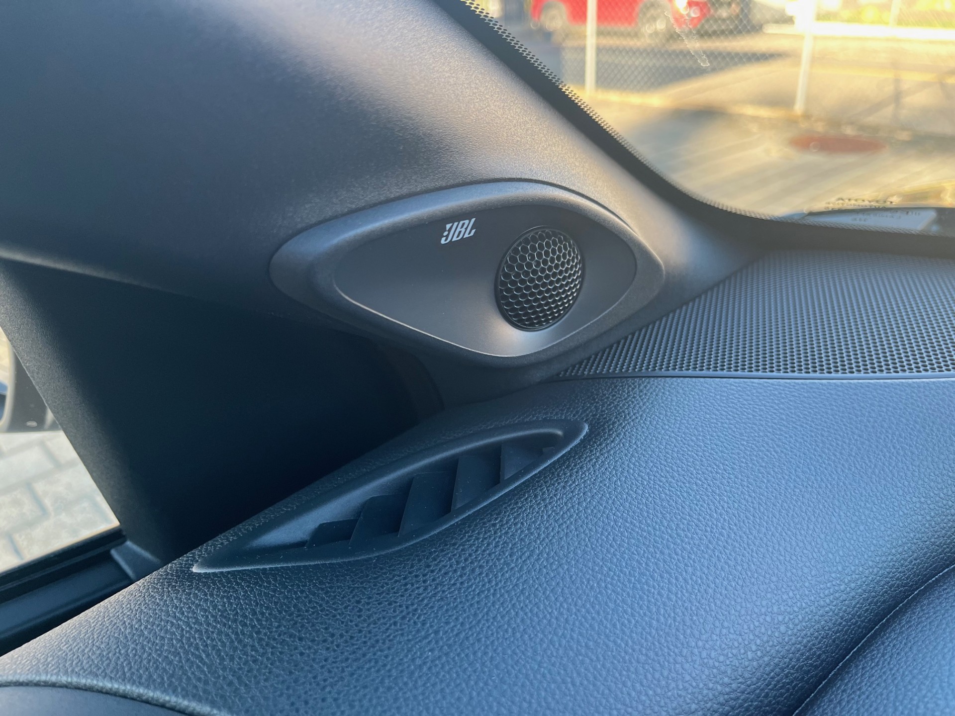 TOYOTA Aygo X 1.5 GR Sport e-CVT-image-15