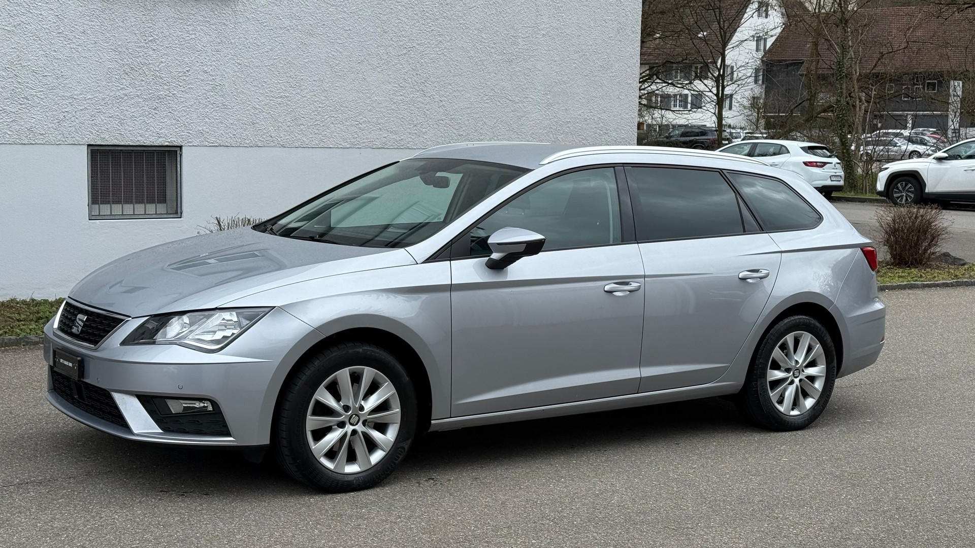 SEAT Leon ST 1.6 TDI CR Style DSG-image-1