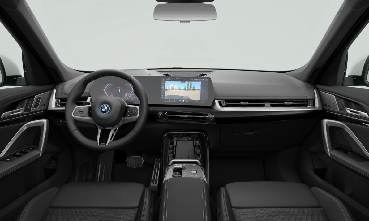 BMW iX1 eDrive 20 M Sport-image-3