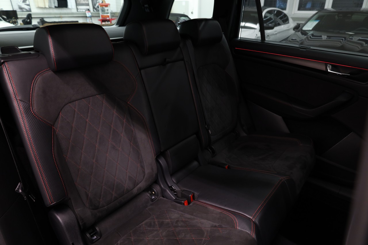 SKODA Kodiaq 2.0 Bi-TDI SCR RS 4x4 DSG 7-Sitzer-image-12