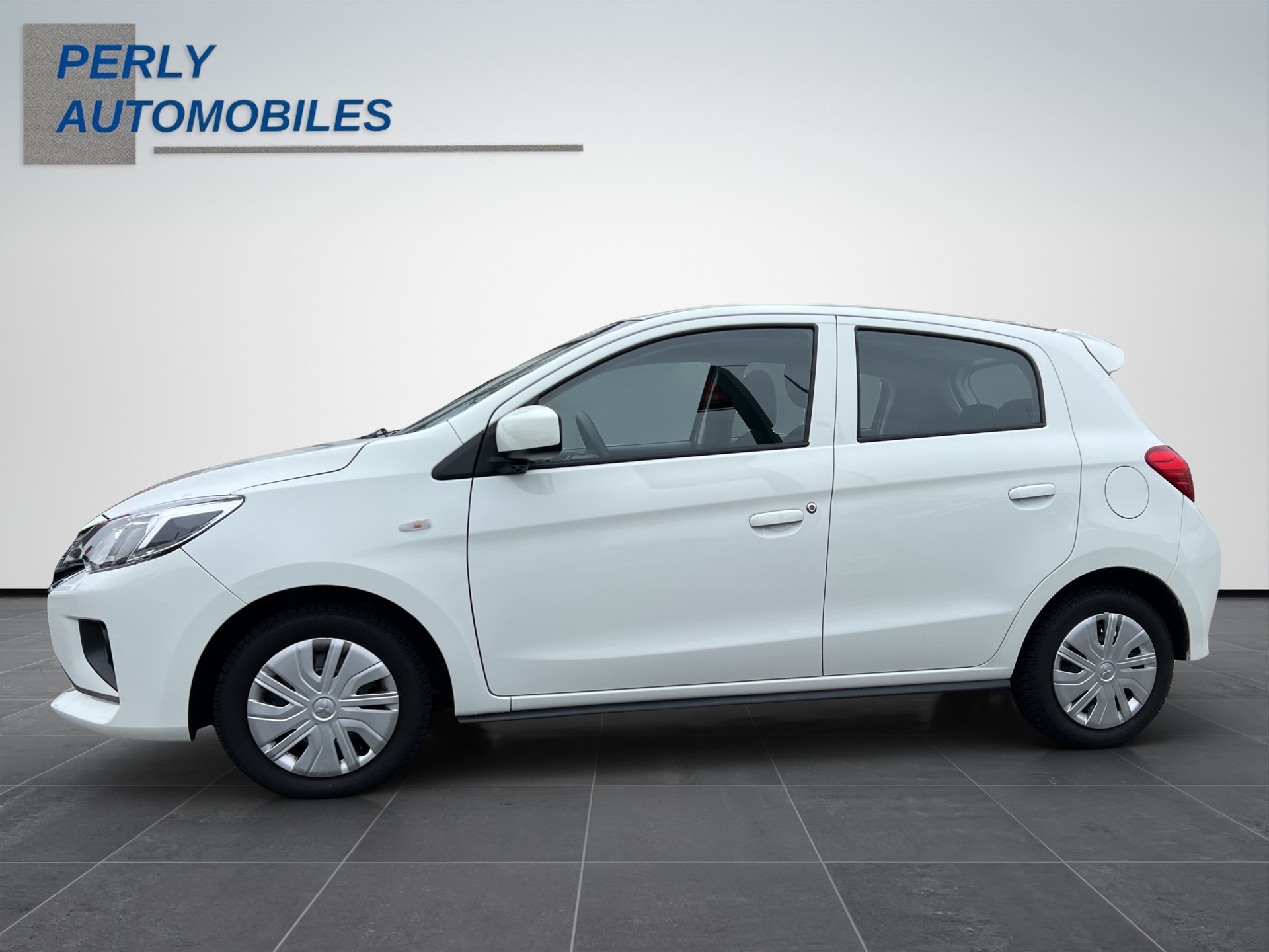 MITSUBISHI Space Star 1.2 Inform-showroom-element-2