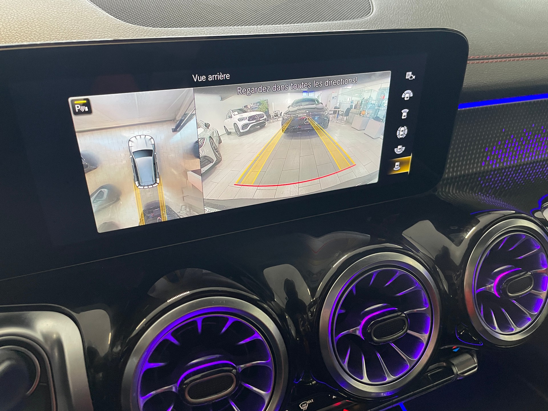 MERCEDES-BENZ EQB 350 AMG Line 4Matic-image-18