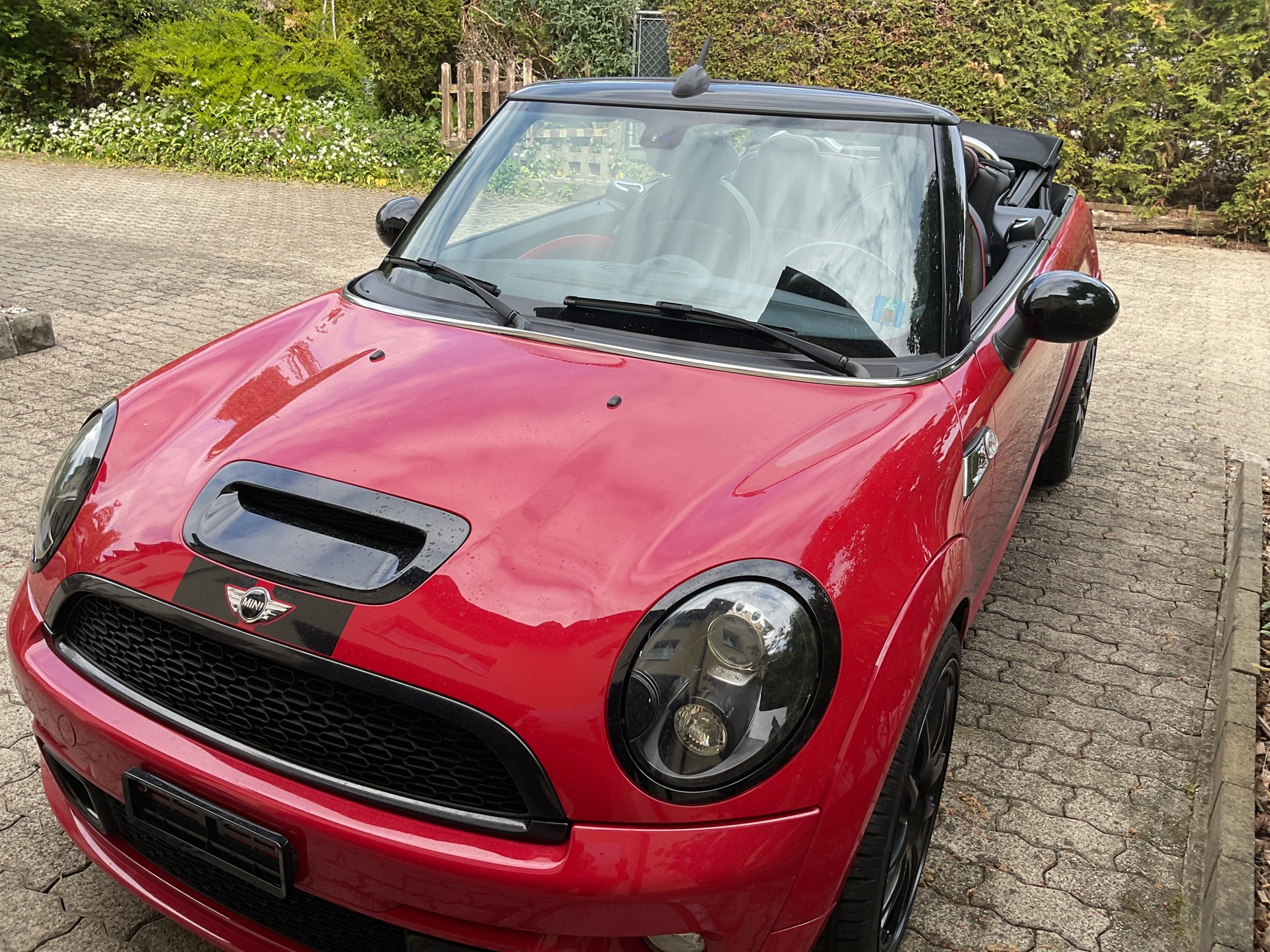 MINI Cooper Cabriolet-image-7