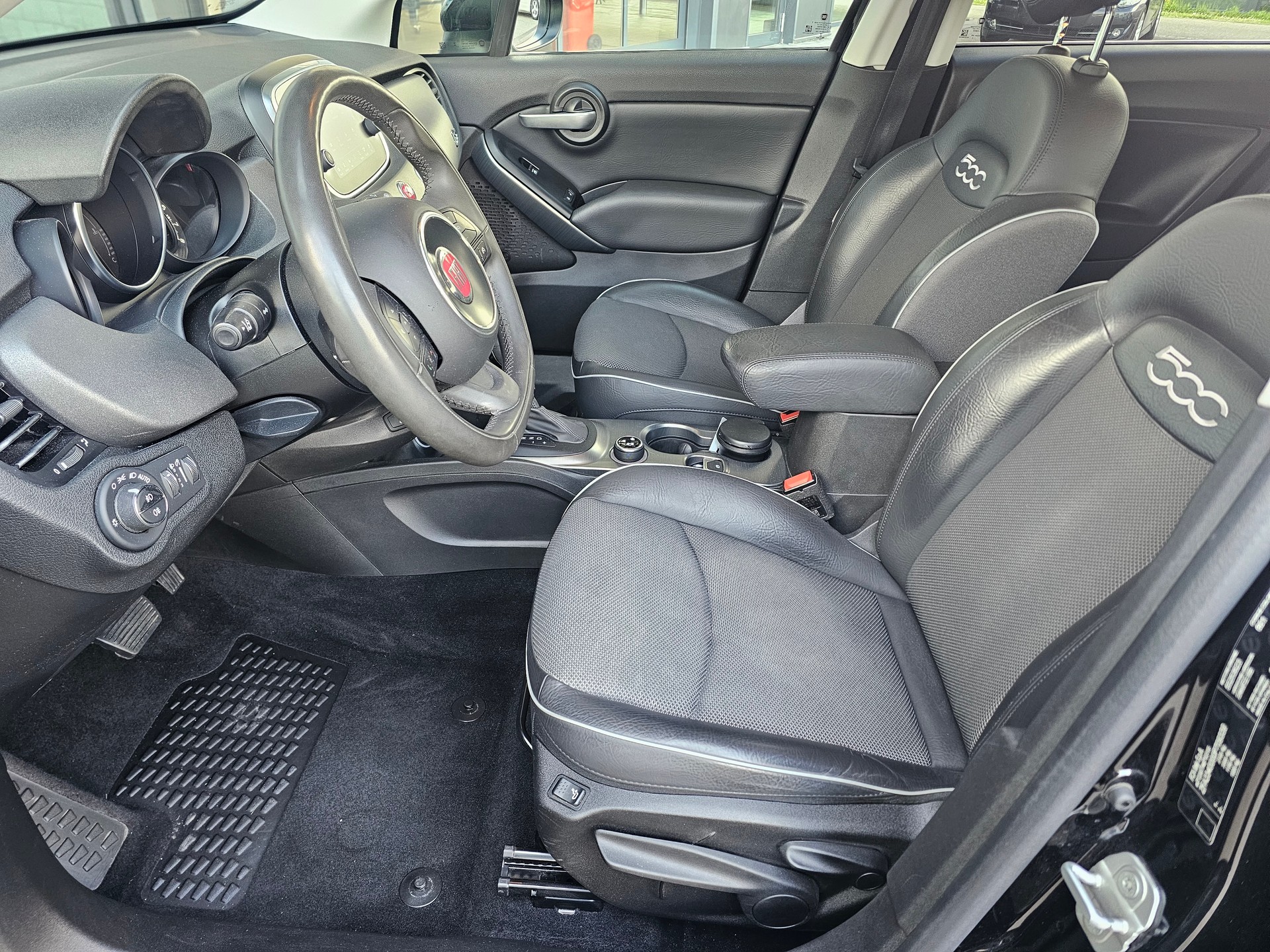 FIAT 500X 1.4T Cross 4x4 Automatic-image-6
