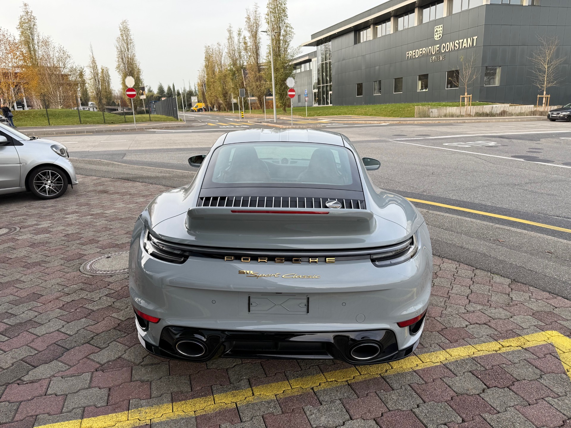 PORSCHE 911 Sport Classic PDK-image-6