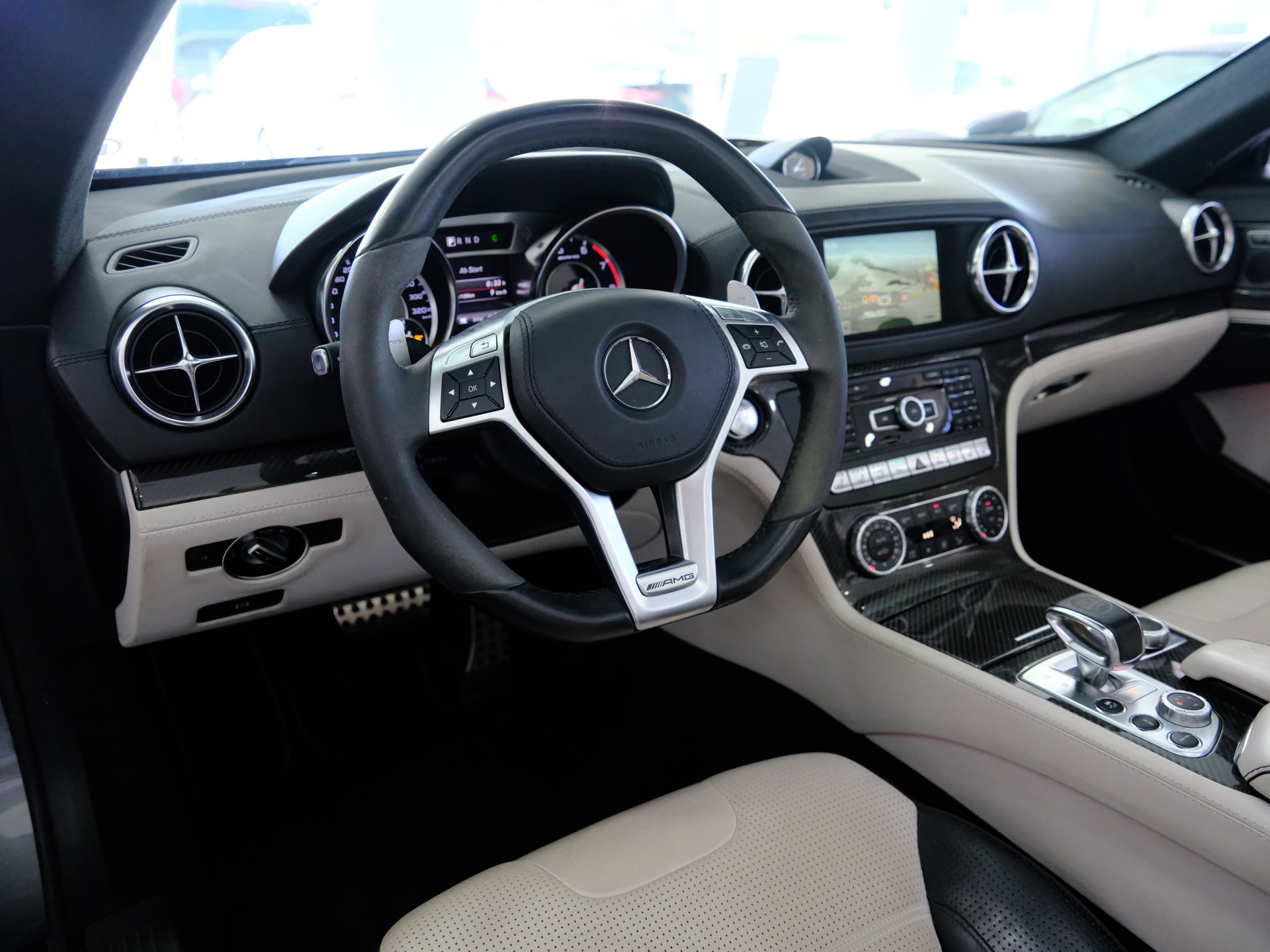 MERCEDES-BENZ SL 63 AMG Speedshift-image-8