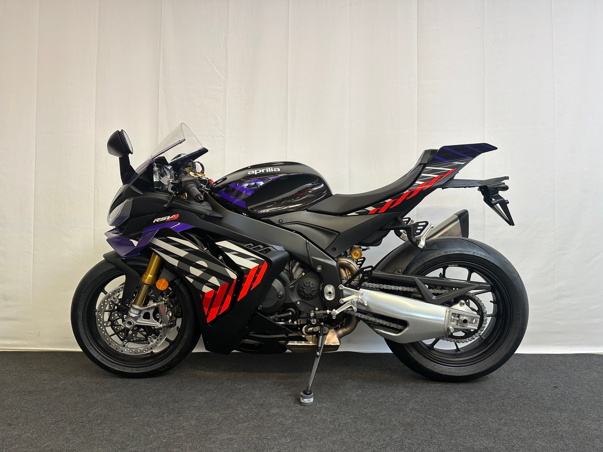 APRILIA RSV4 1100 E5+ Factory-image-4