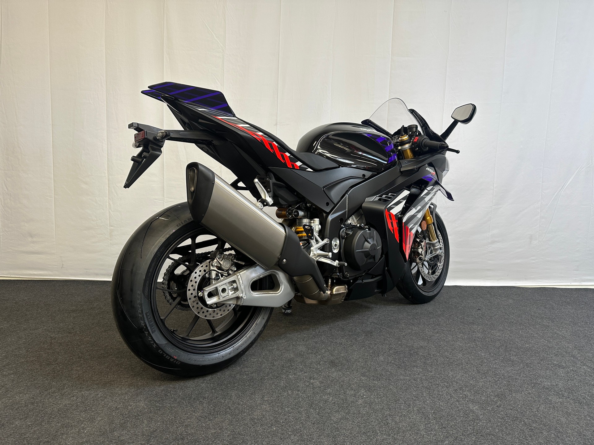 APRILIA RSV4 1100 E5+ Factory-image-6