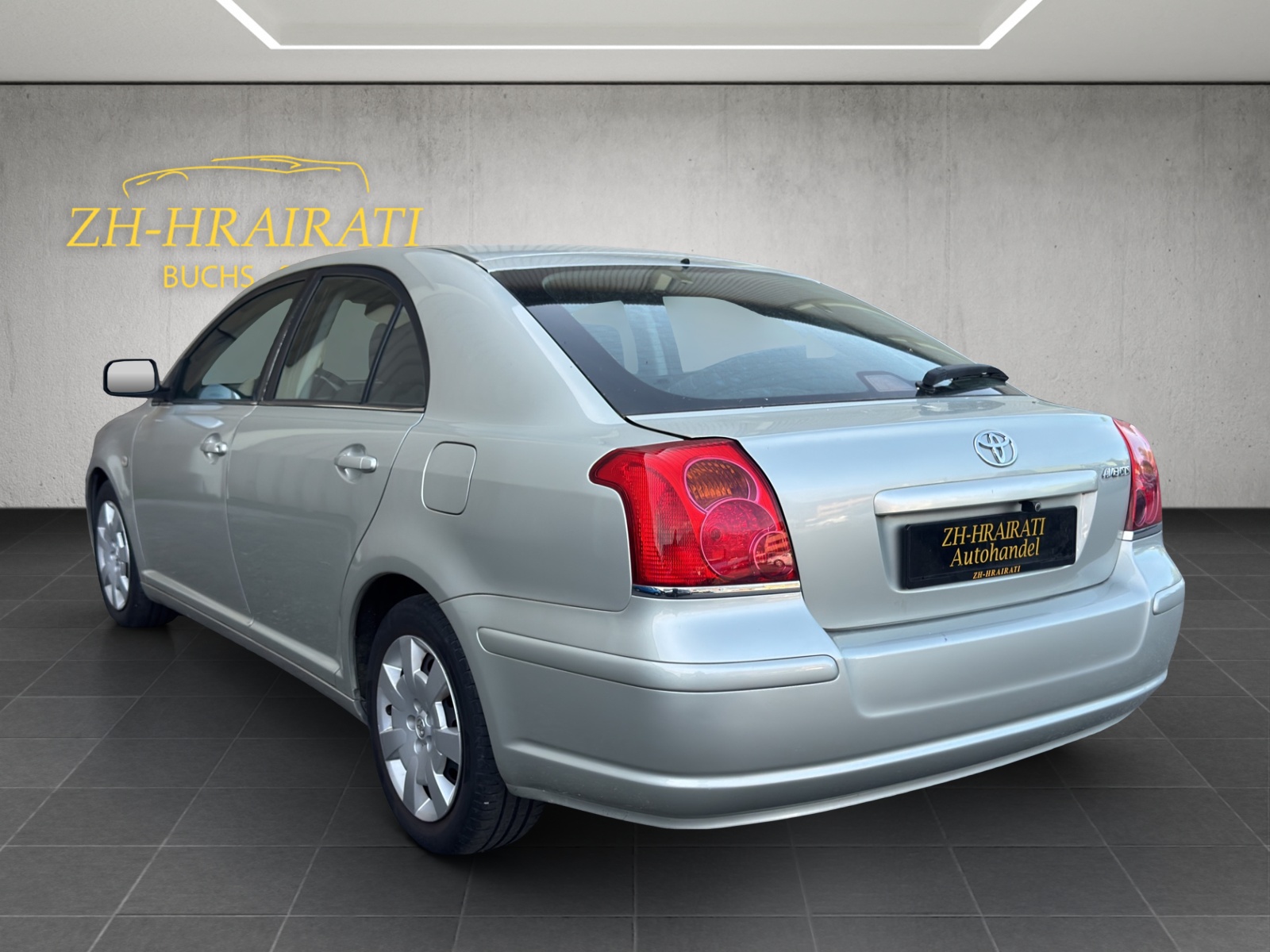 TOYOTA Avensis 1.8 VVT-i Linea Terra Liftback-image-4