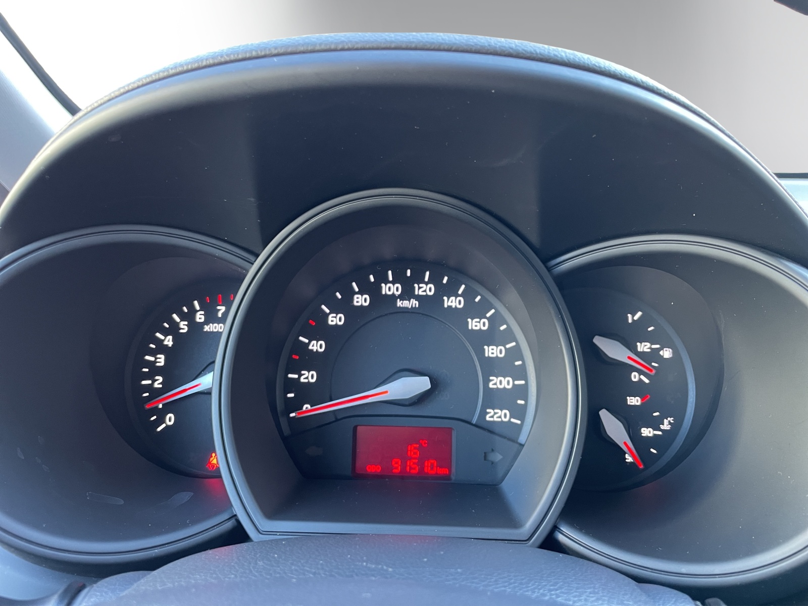 KIA Rio 1.4 CVVT Trend-image-17