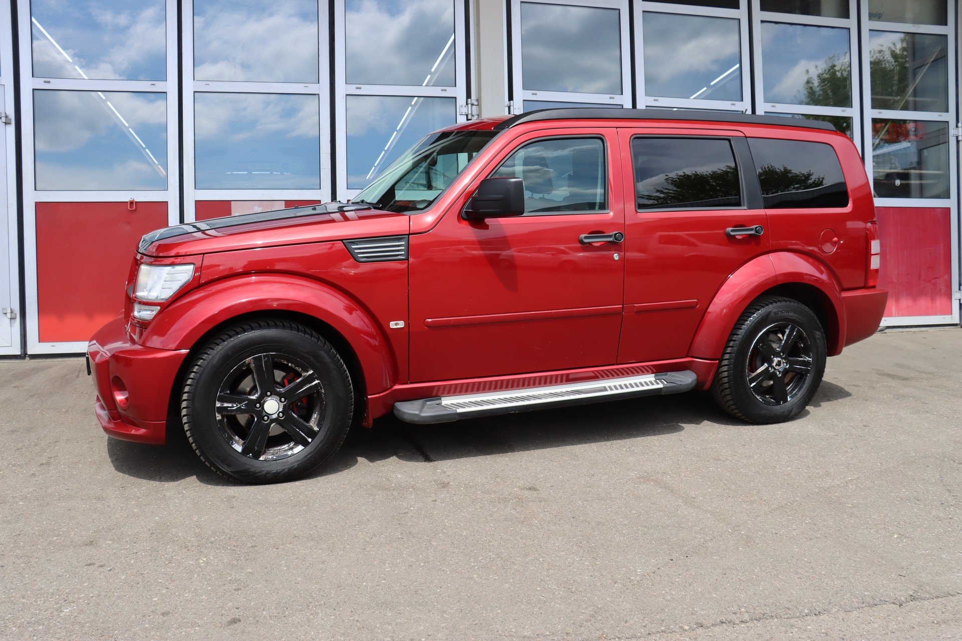 DODGE Nitro 2.8 CRD R/T Automatic-image-4