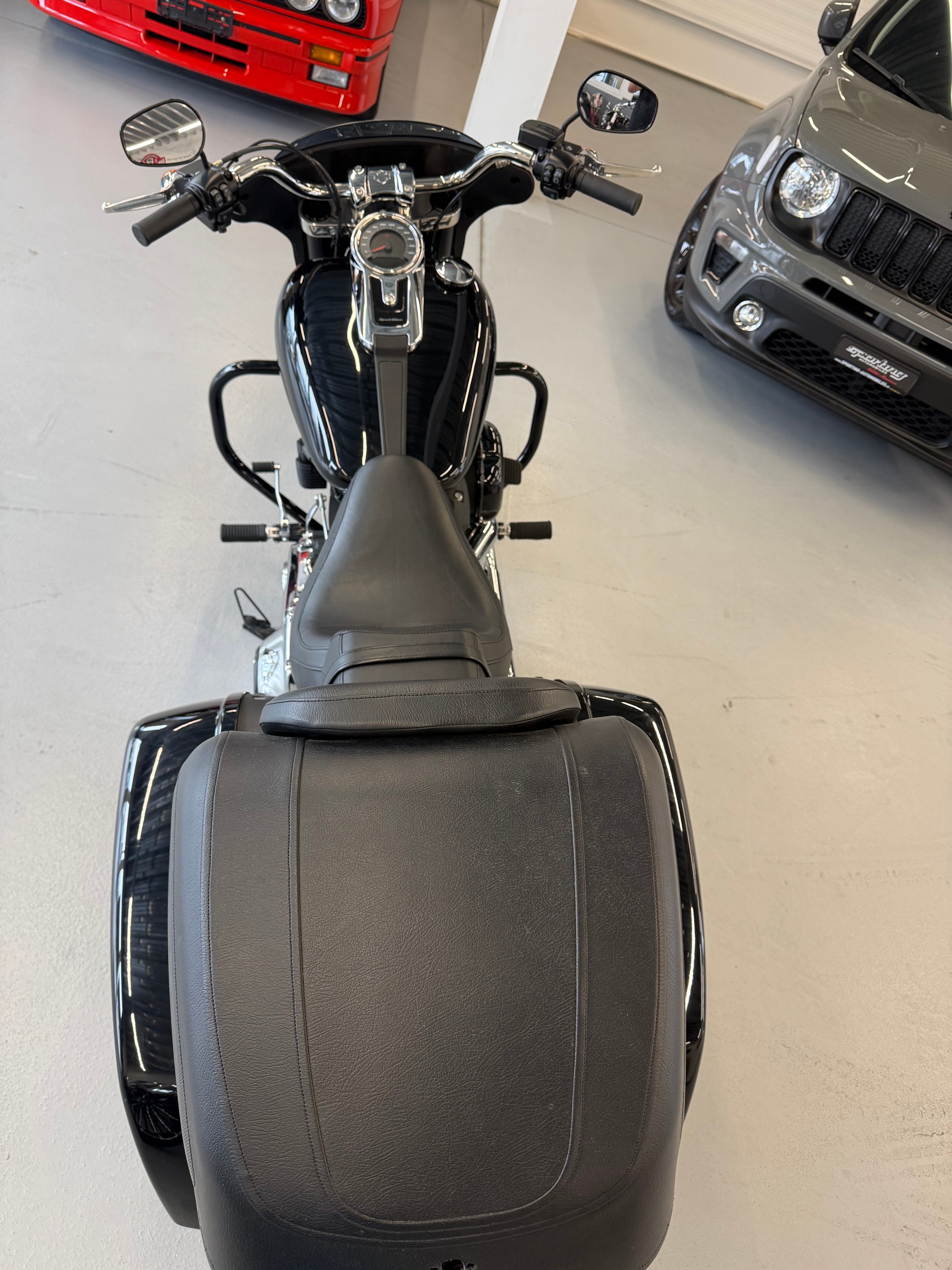 HARLEY-DAVIDSON FLSB Sport Glide 107-image-13
