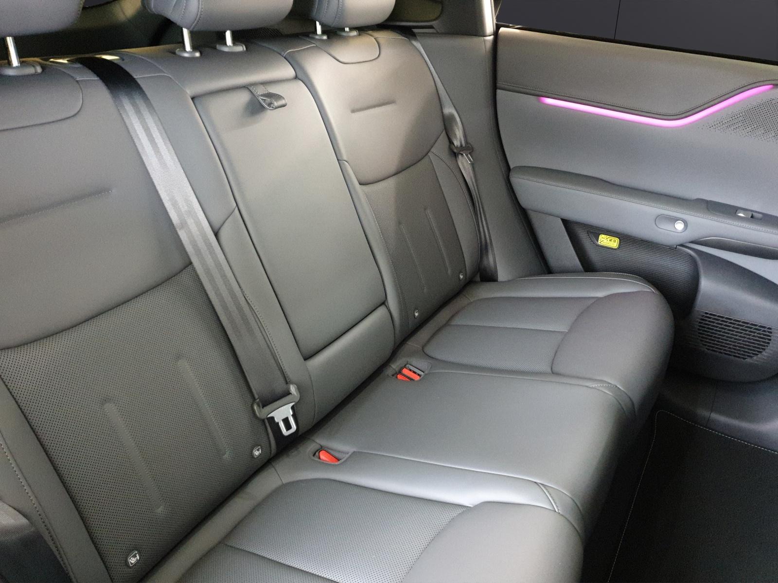 XPENG G6 Performance AWD-image-13