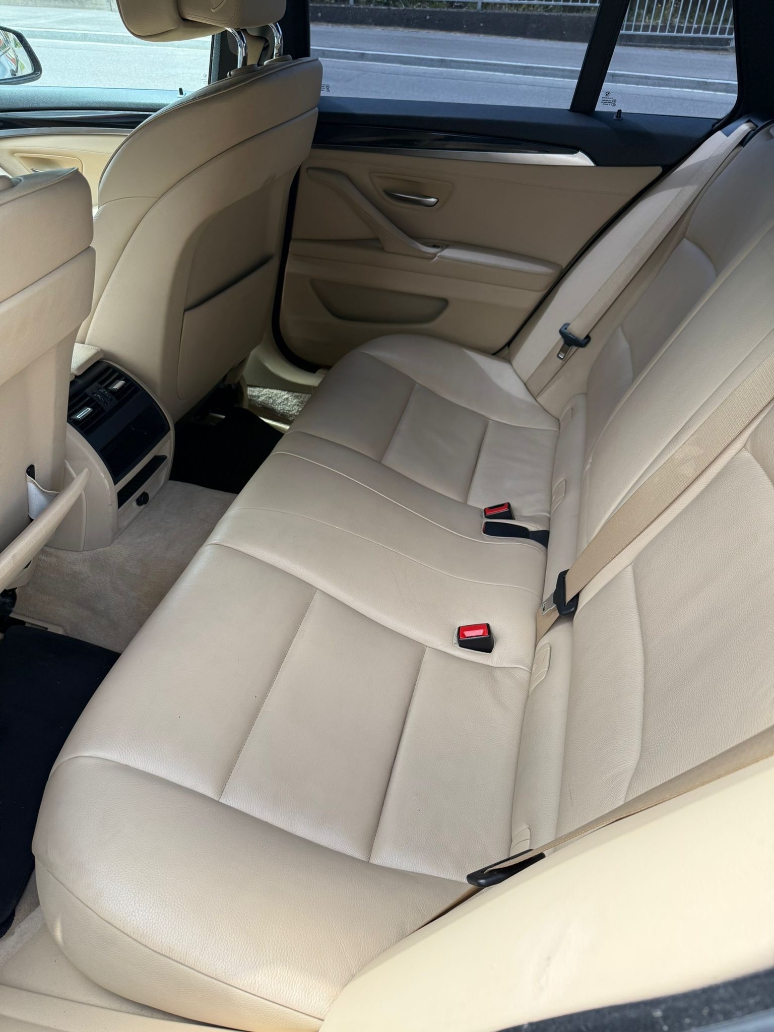 BMW 520d Touring Steptronic-image-8