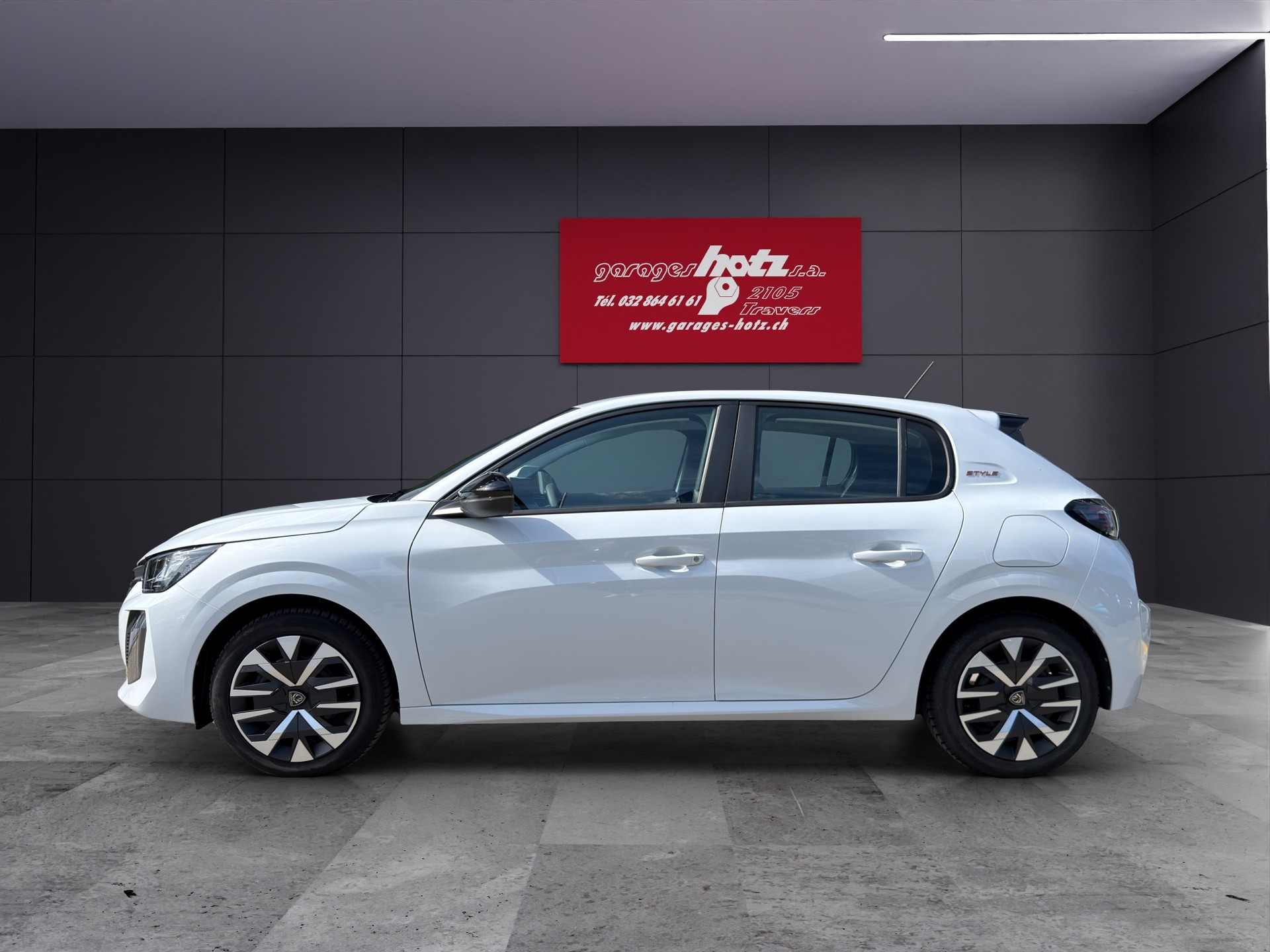 PEUGEOT 208 1.2 Style-image-2