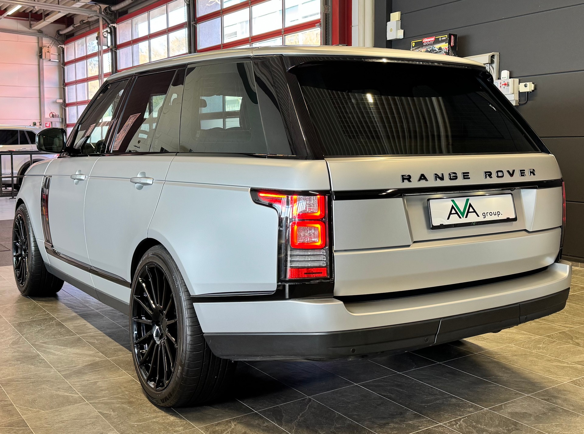LAND ROVER Range Rover 4.4 SDV8 Vogue Automatic 🚨AKTIONS-DEAL🚨-image-3