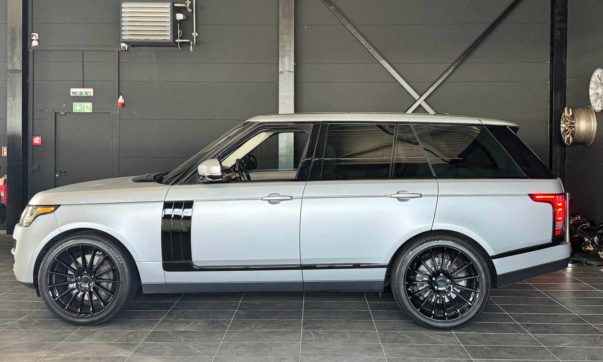 LAND ROVER Range Rover 4.4 SDV8 Vogue Automatic 🚨AKTIONS-DEAL🚨-image-1