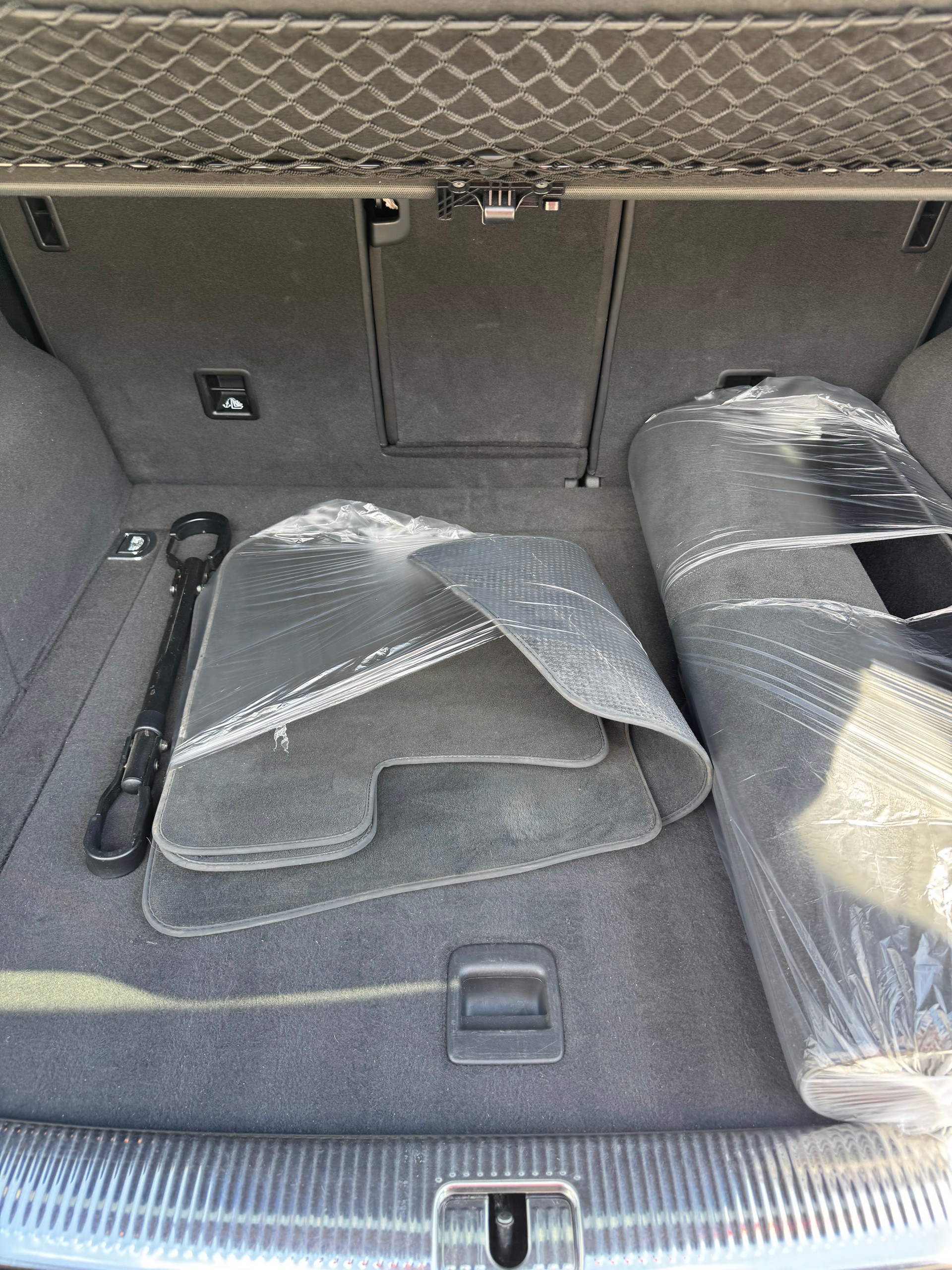 AUDI SQ5 3.0 TDI quattro tiptronic-image-11