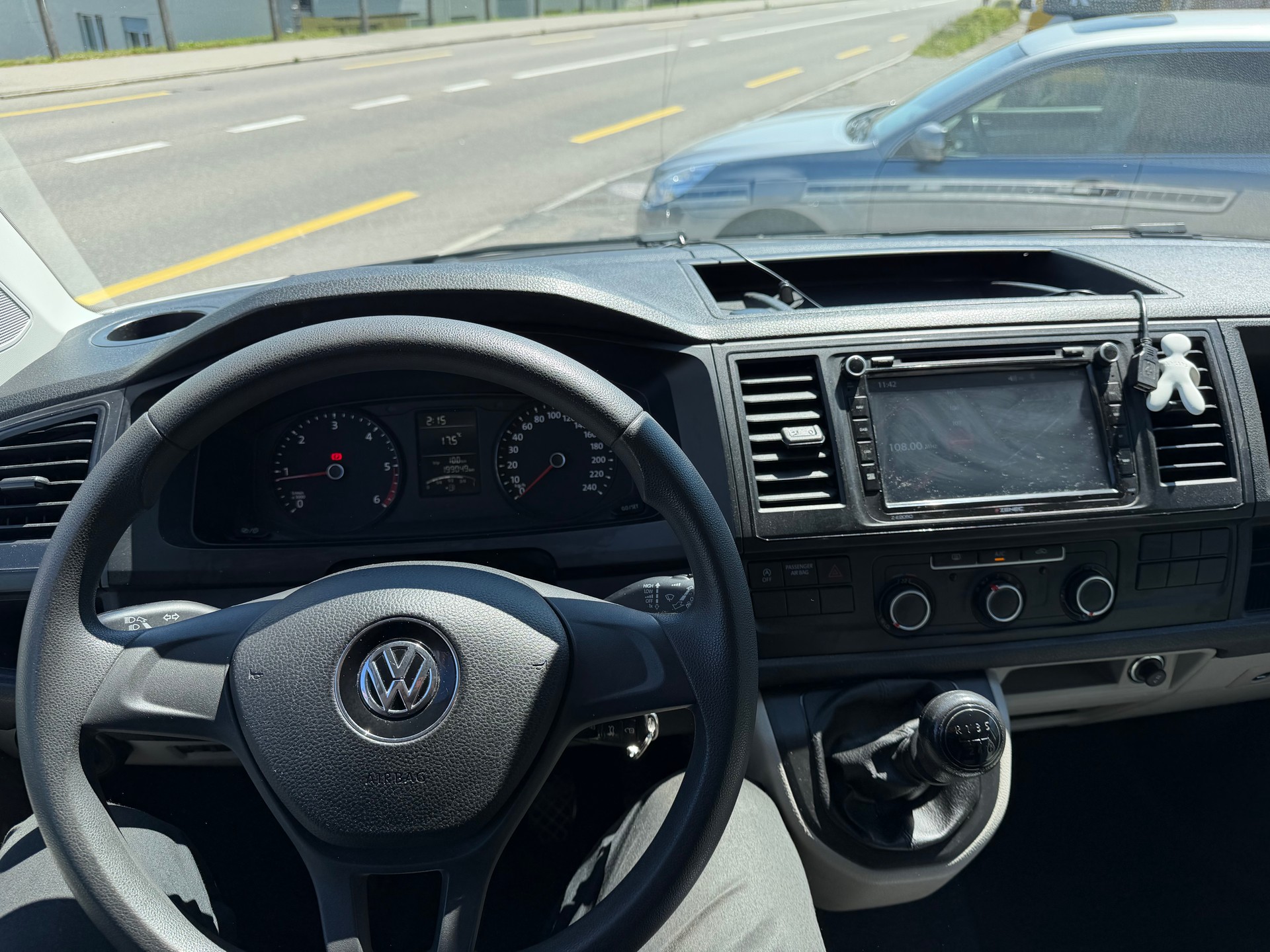 VW T6 2.0 TDI-image-5