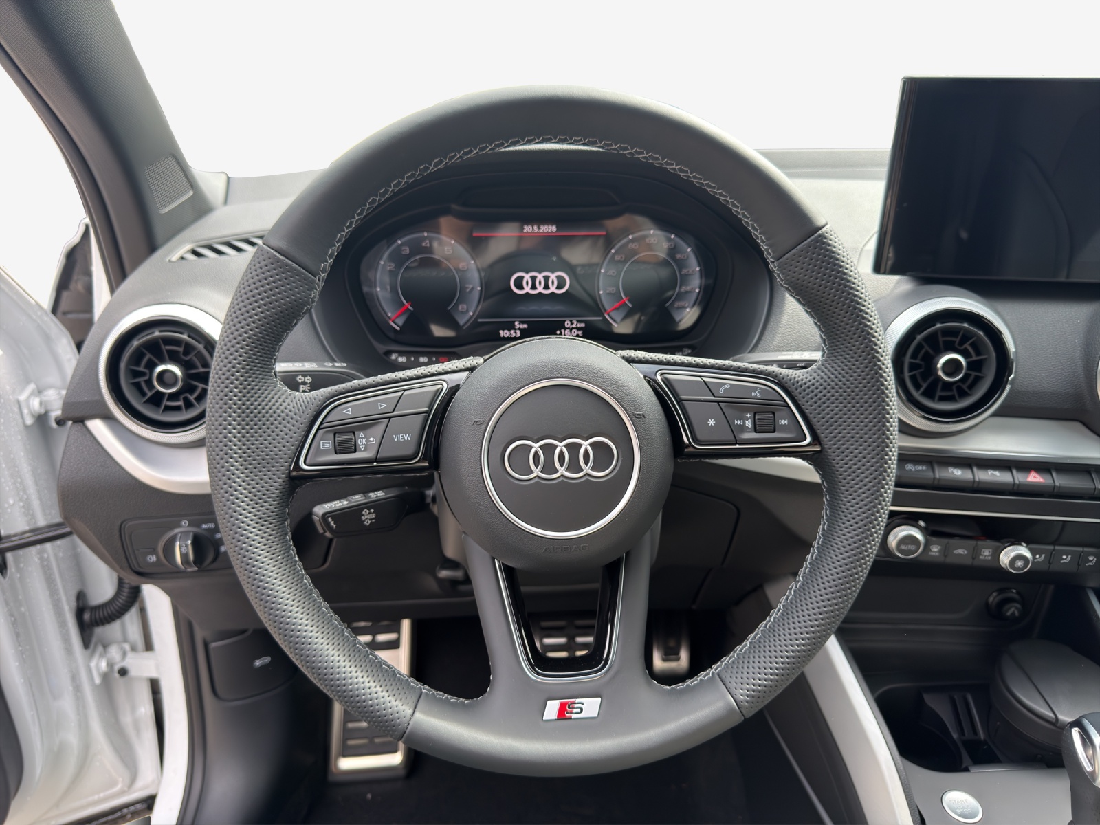 AUDI Q2 35 TFSI advanced S-tronic-image-9