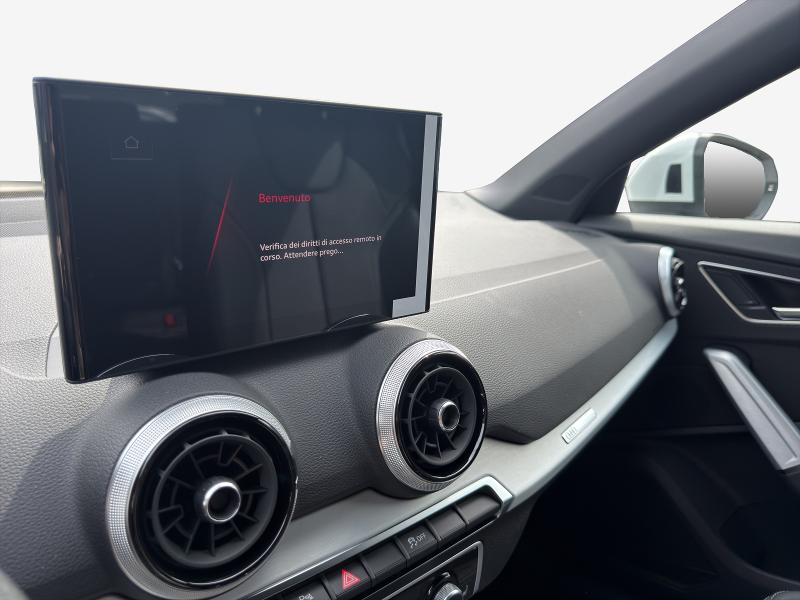 AUDI Q2 35 TFSI advanced S-tronic-image-10
