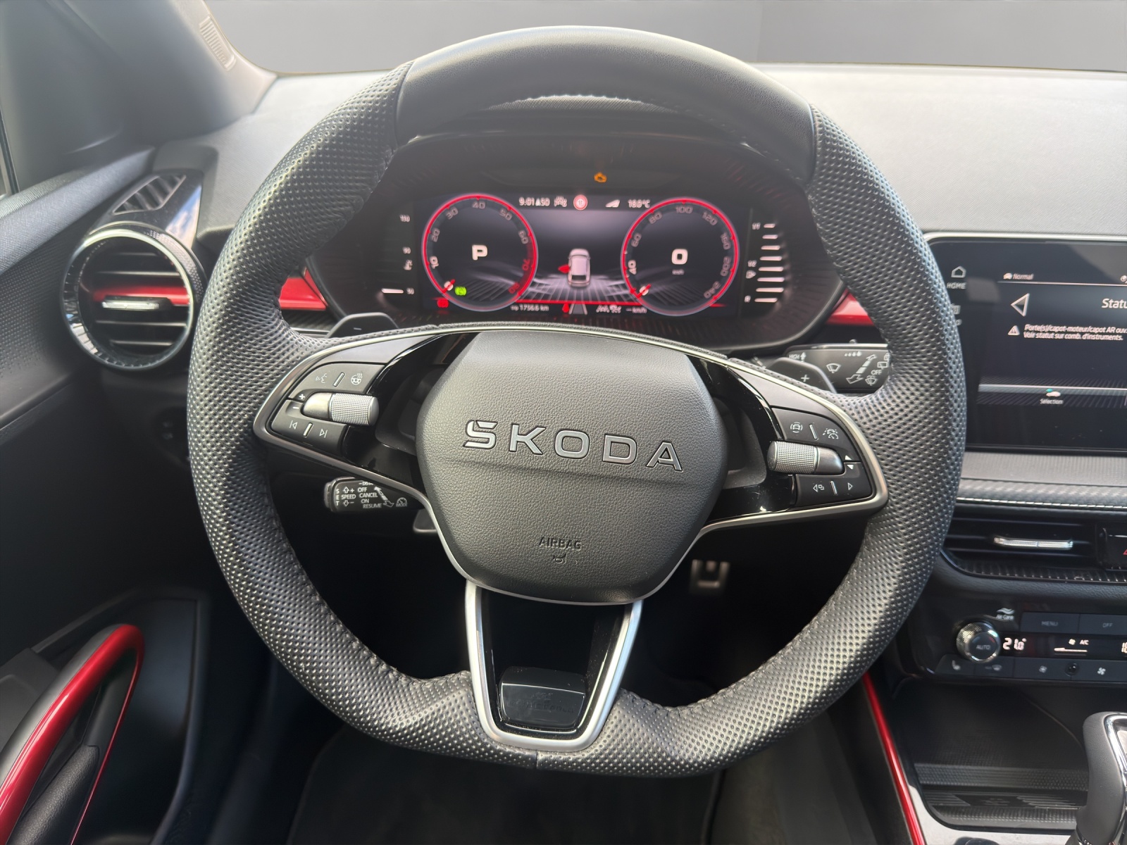 SKODA Fabia 1.0 TSI Monte Carlo DSG-image-10