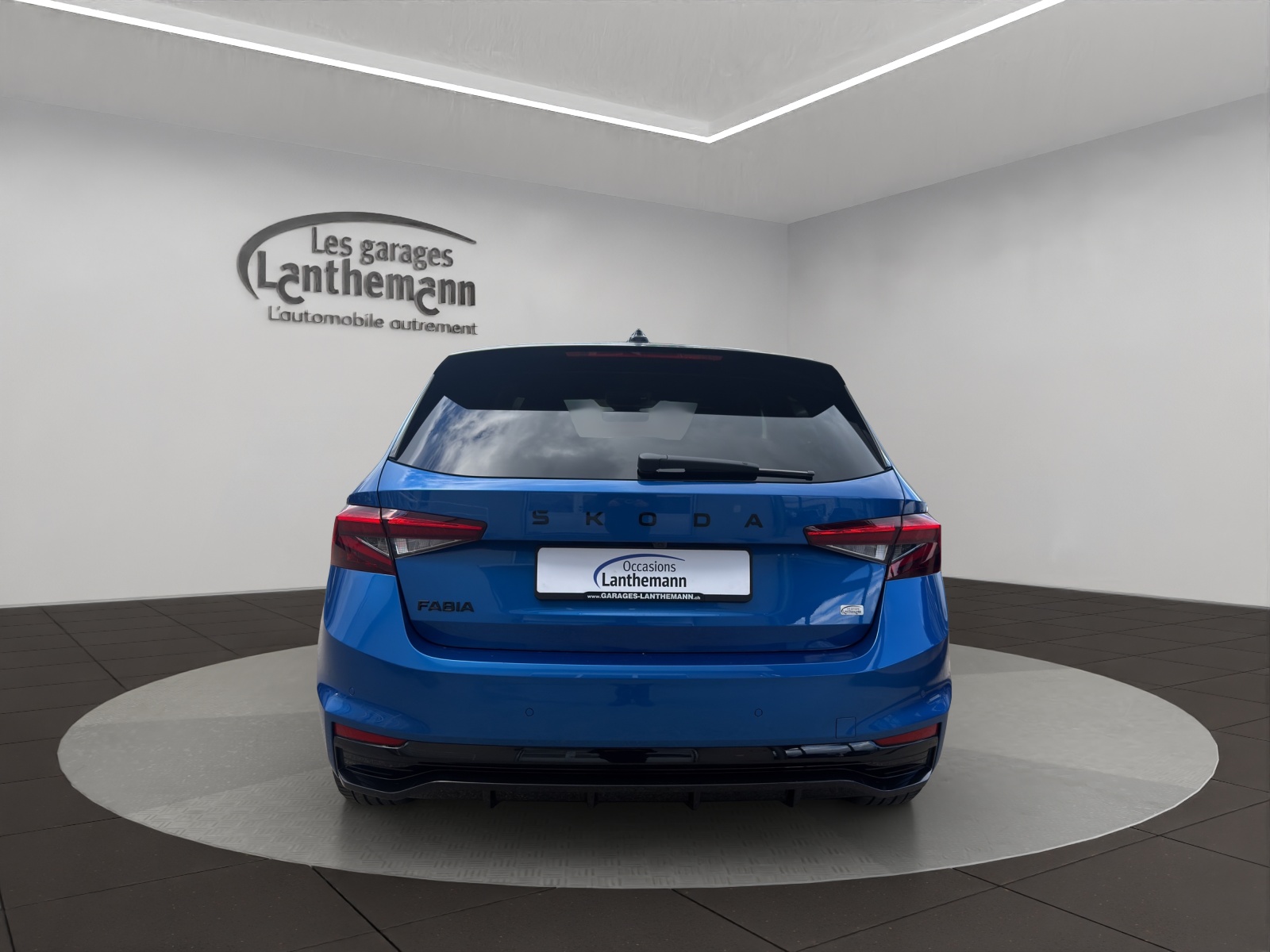SKODA Fabia 1.0 TSI Monte Carlo DSG-showroom-element-3