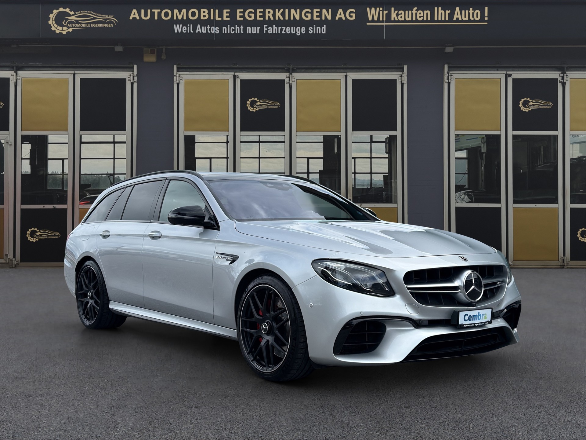 MERCEDES-BENZ E 63 S AMG 4matic+ Kombi-image-2